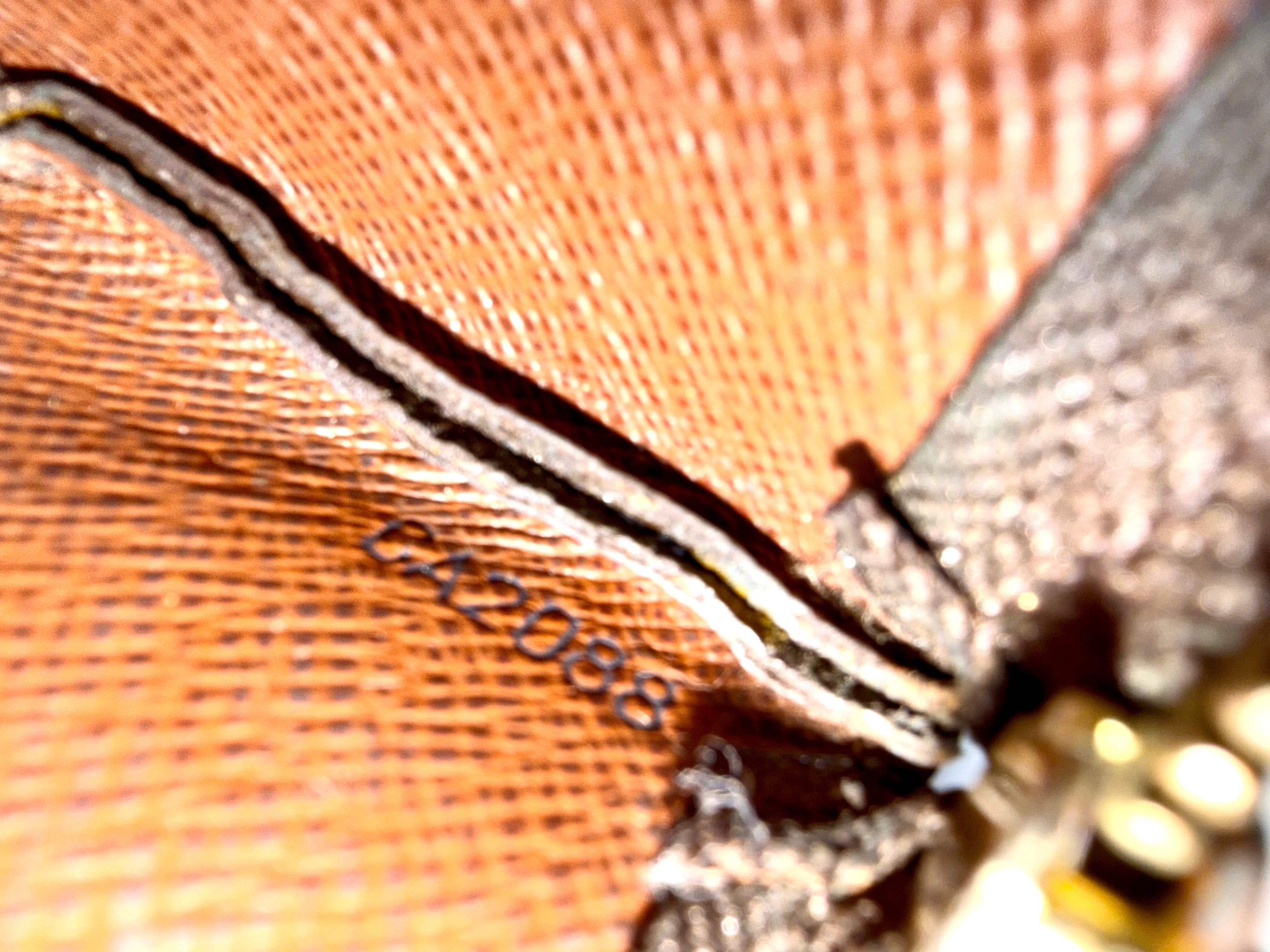 Louis Vuitton Monogram Key Pouch / Pochette Clés, CA2088 (2008)