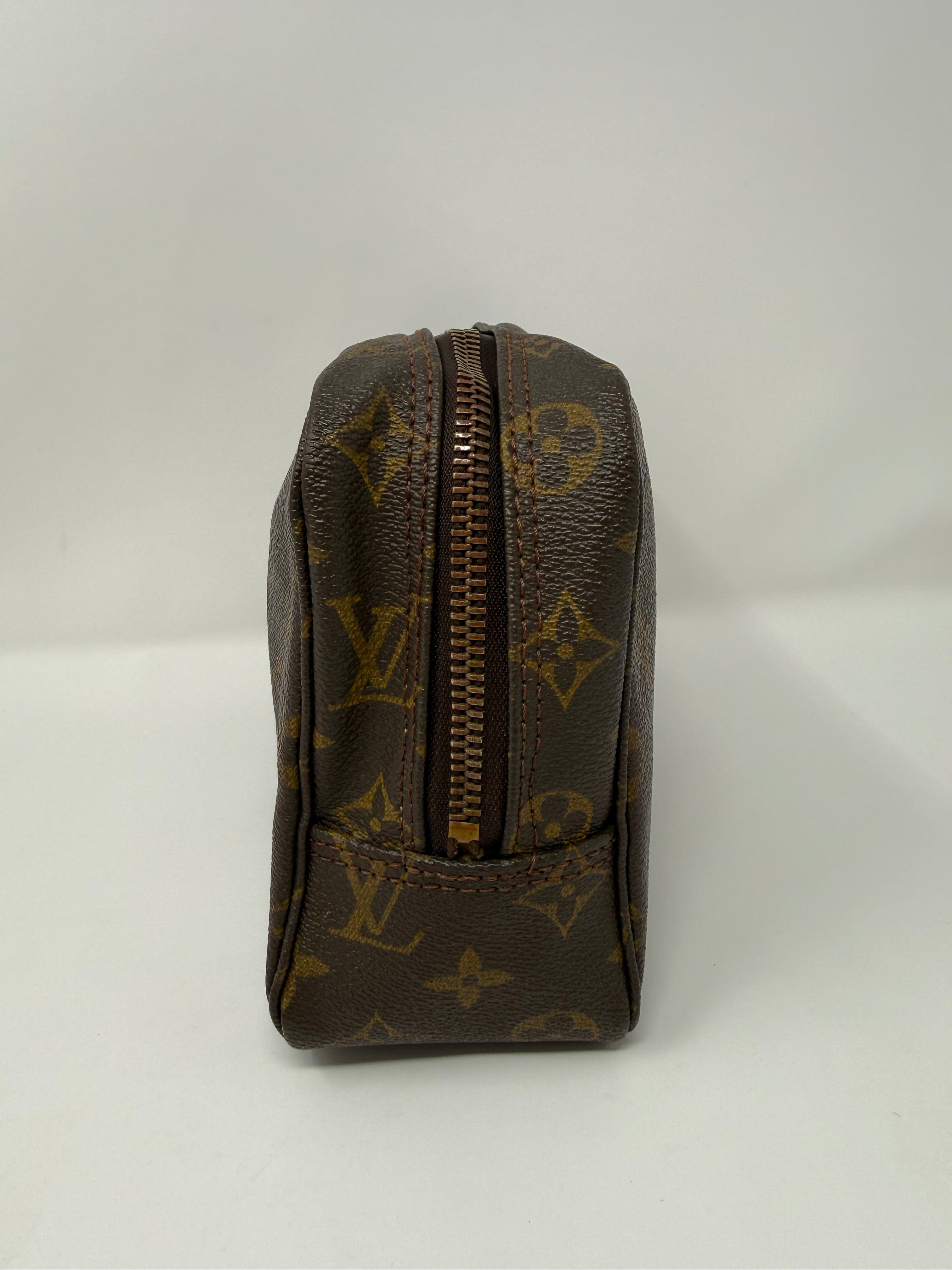 Louis Vuitton Vintage Trousse Toilette 23 Monogram | Pre-Date Code