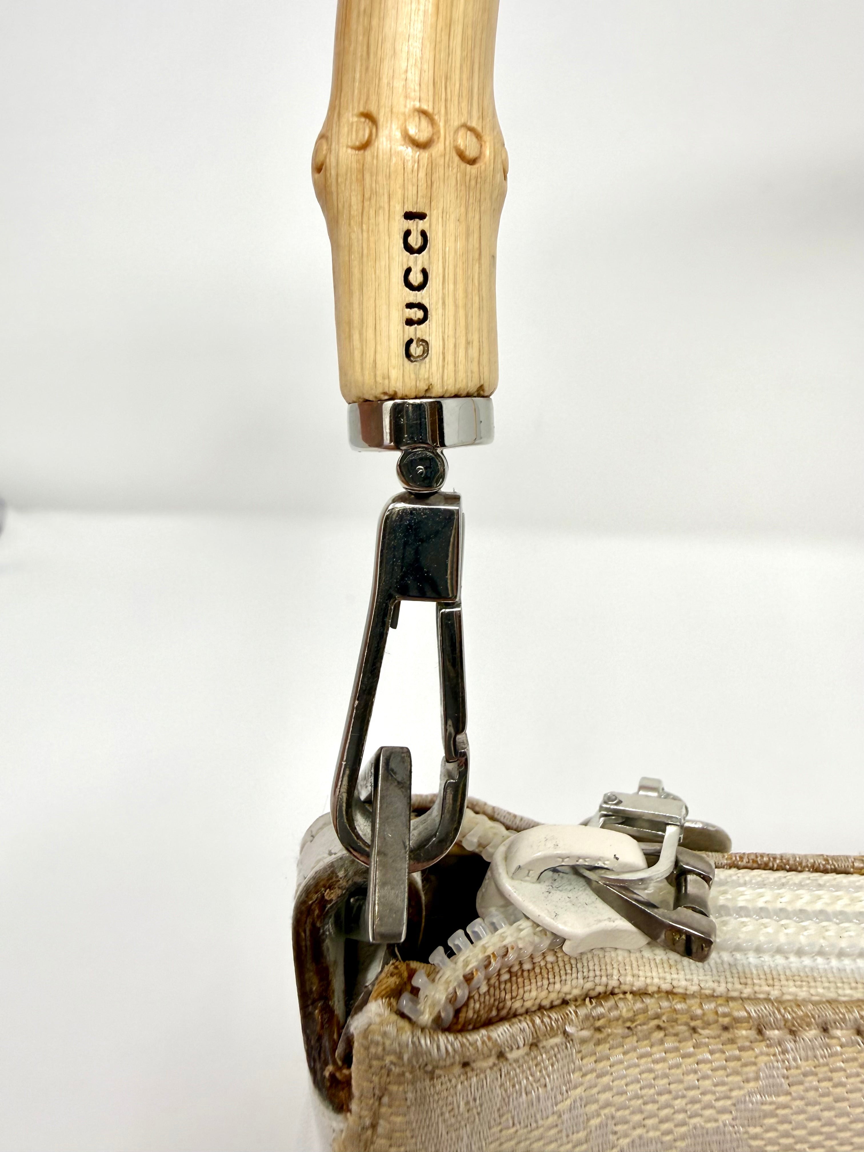 Gucci GG Canvas Bamboo Handle Pochette in Beige & White