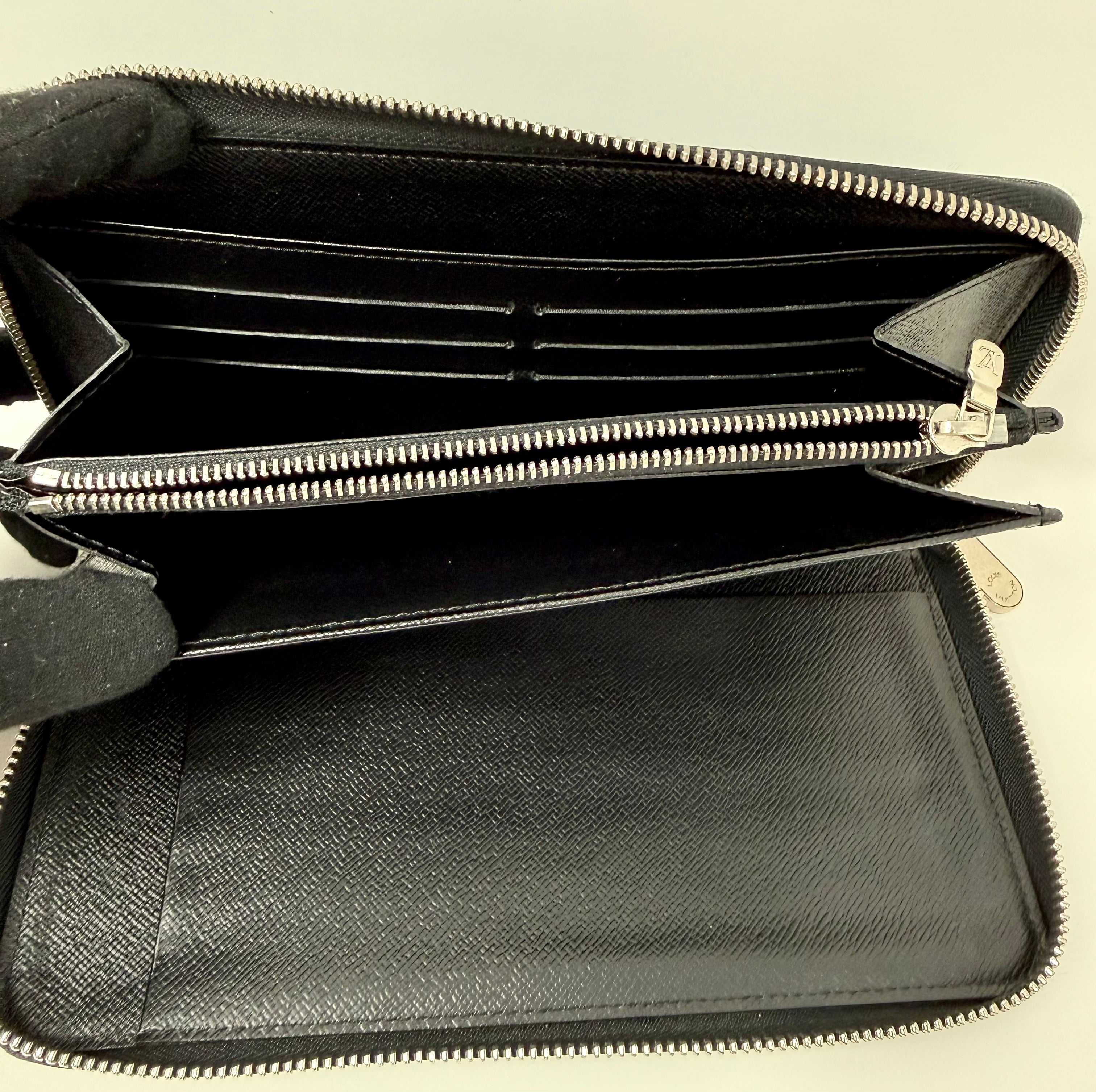 Louis Vuitton Black Epi Leather Zippy Organizer Wallet, SN5008 (2008)