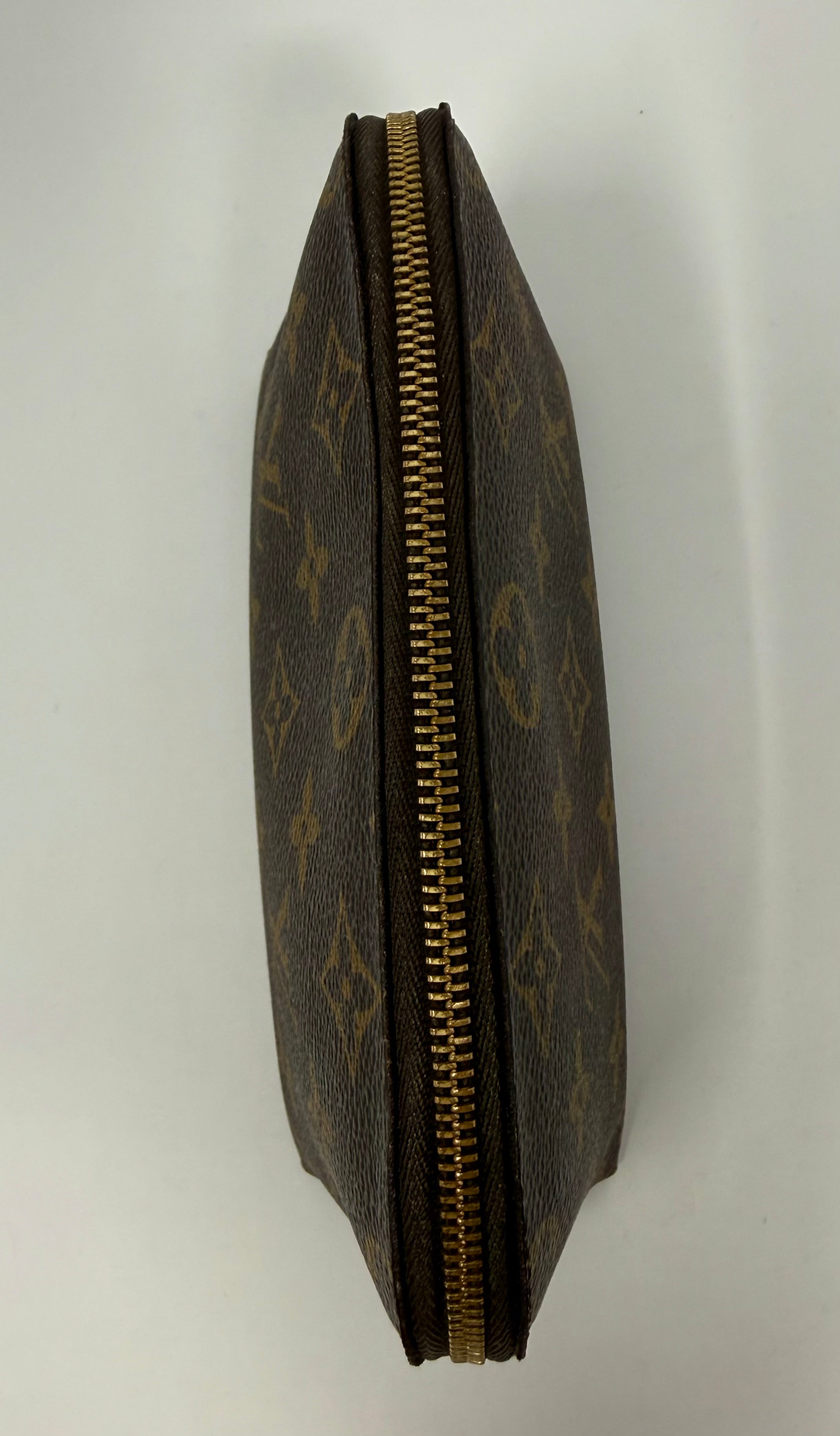 Louis Vuitton Monogram Cosmetic Pouch PM | CA0045 | 2005