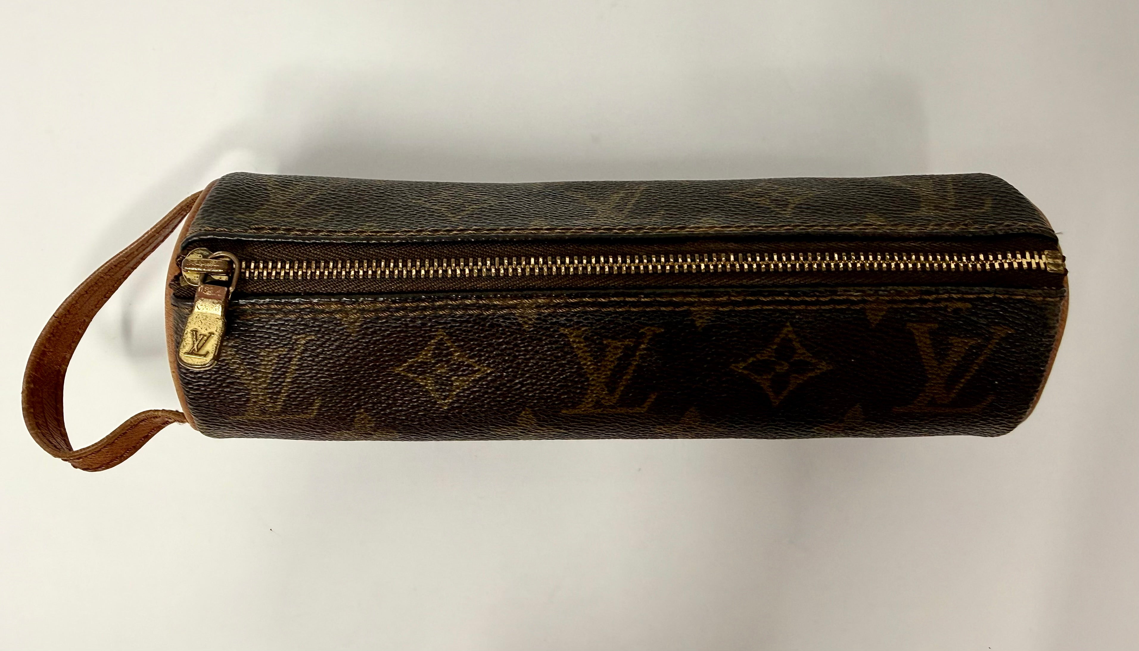 Louis Vuitton Vintage Monogram Trousse Ronde 20 Cosmetic Pouch – 1990 (RA0940)