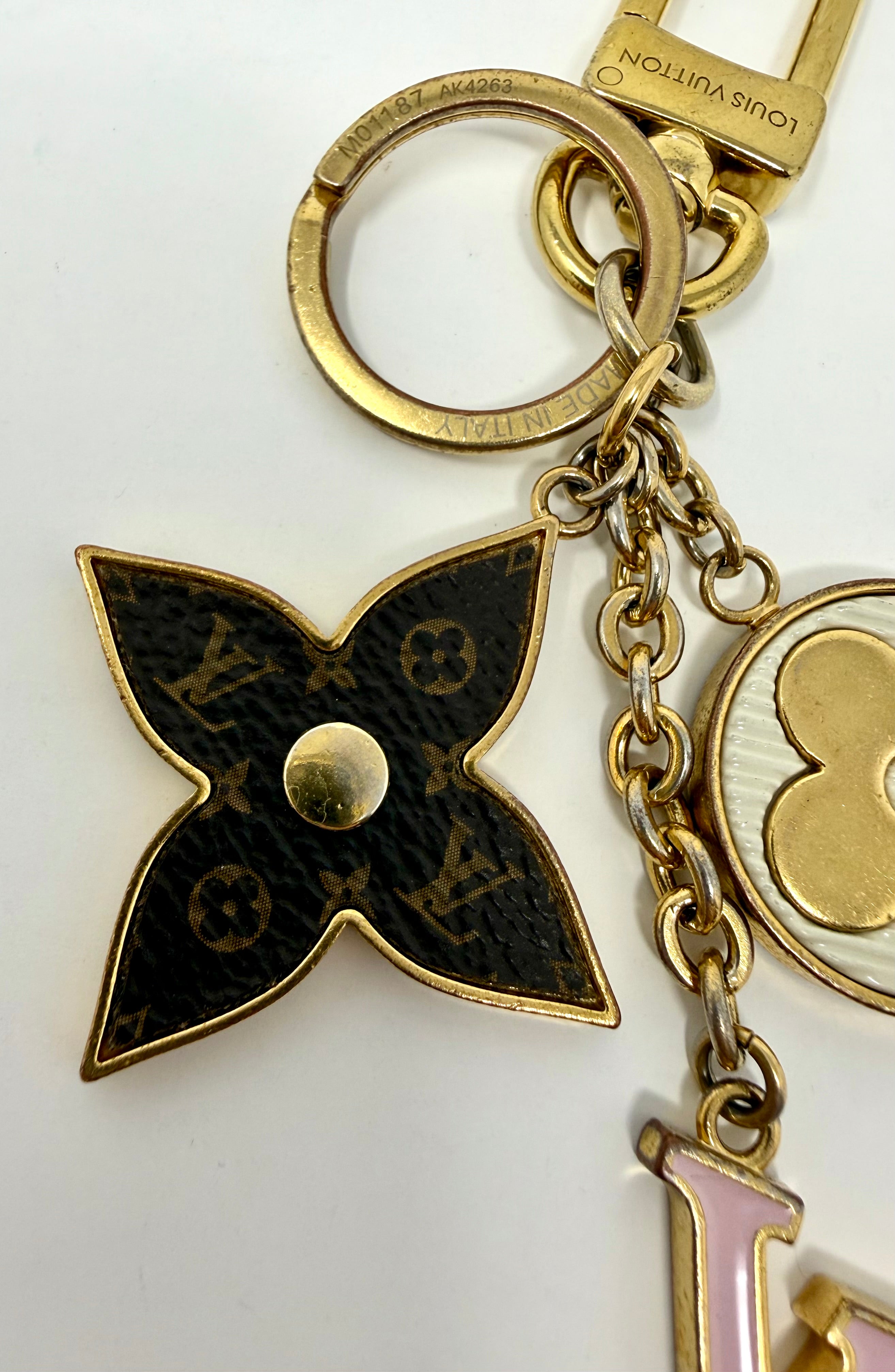 Louis Vuitton Spring Street Bag Charm & Key Holder – Pink M01187