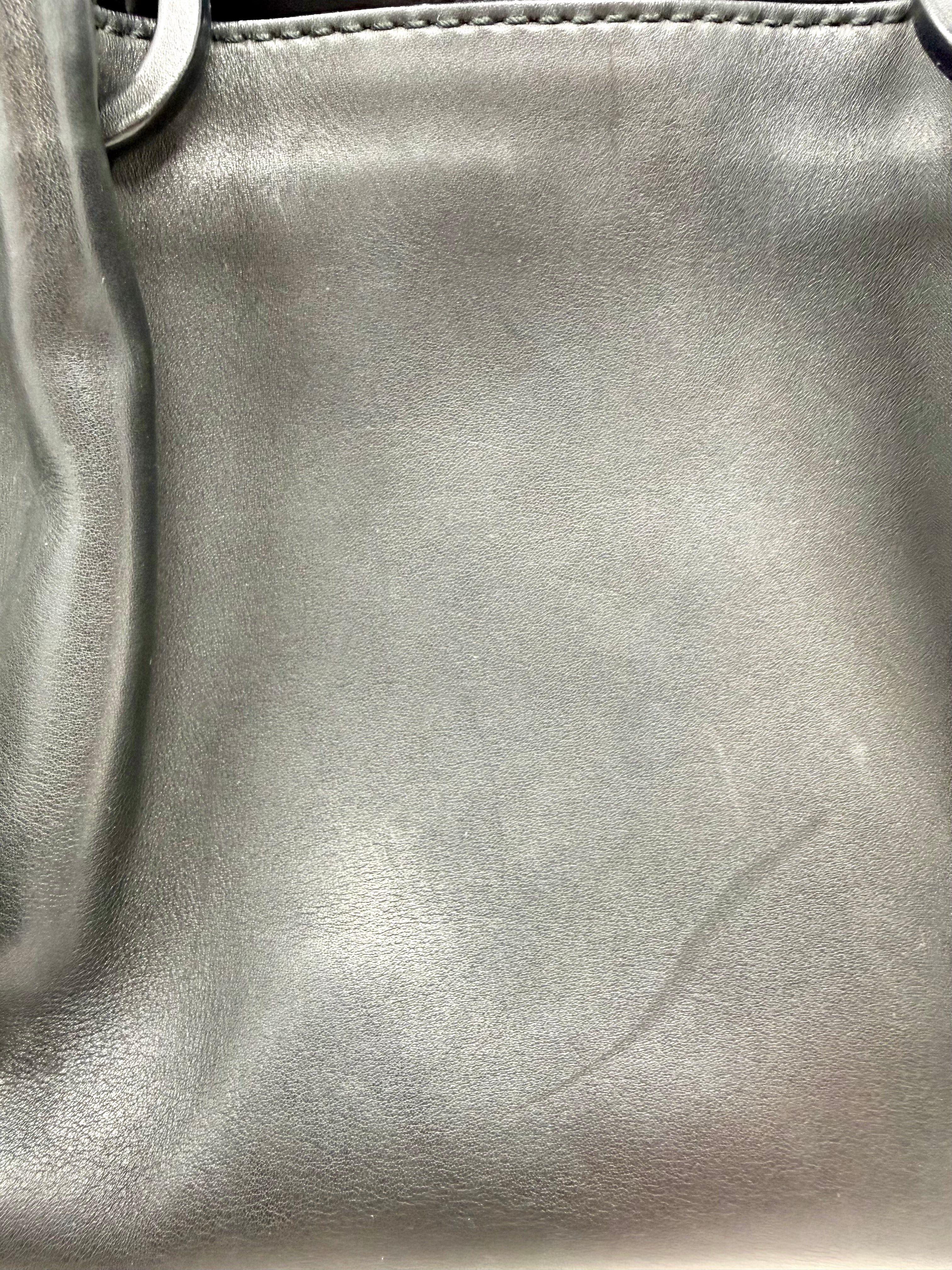 Vintage Gucci Vitello Black Calfskin Tote with Pouch