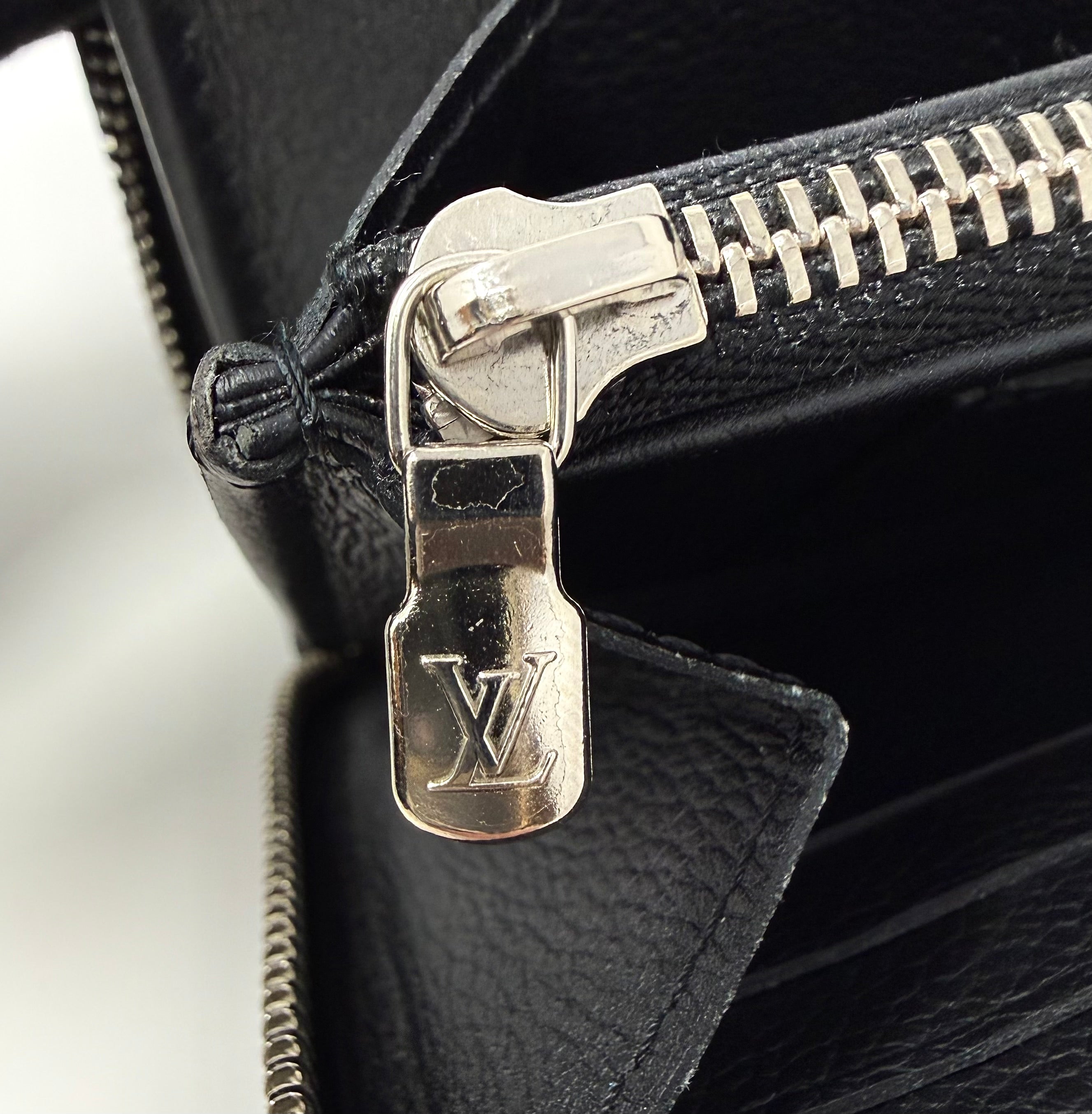 Louis Vuitton Lockme Zippy Wallet – Noir Black Calfskin, UB0129 (2019), Full Set
