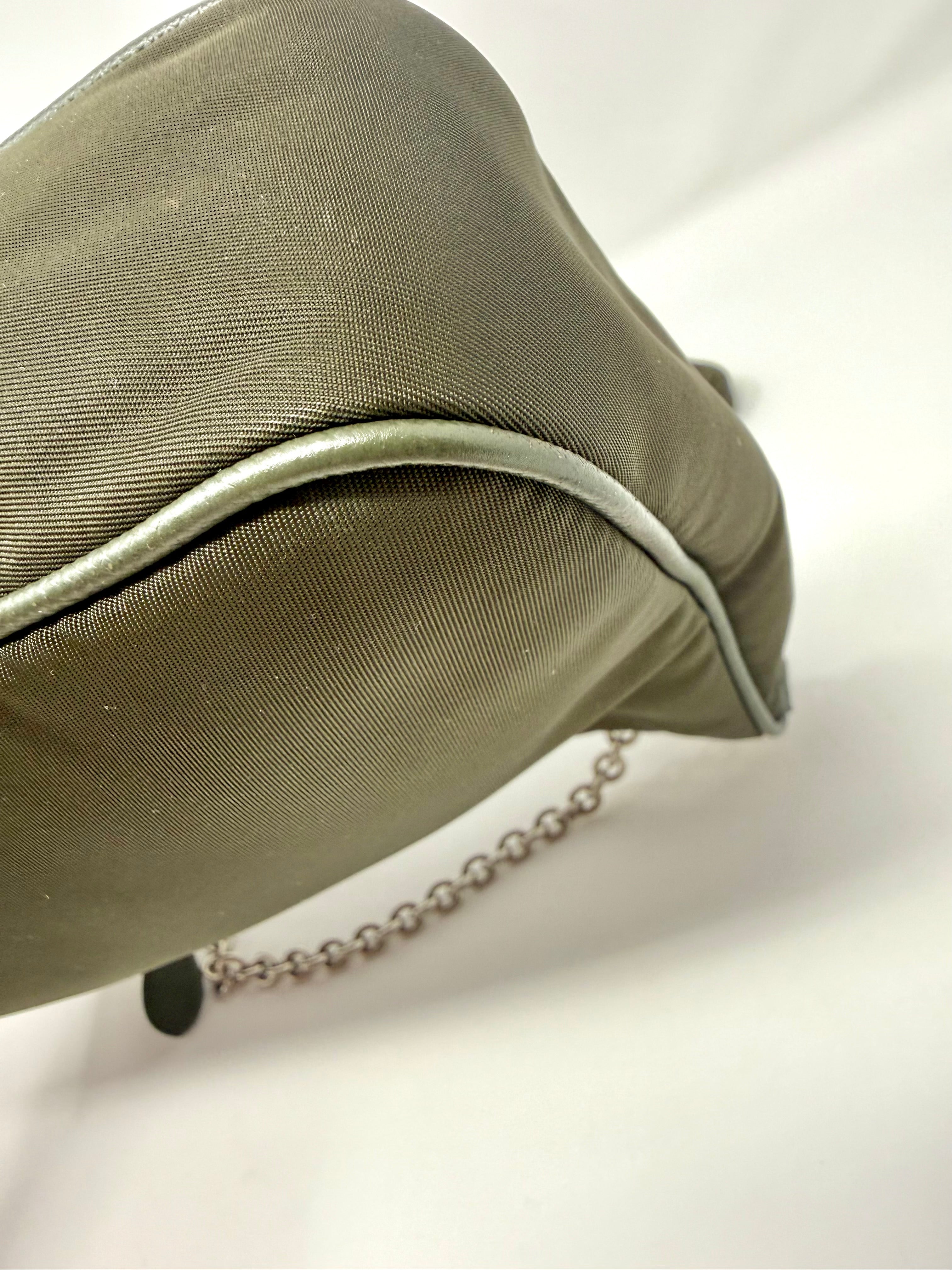 Prada Re-Edition 2005 Nylon Shoulder Bag in Deep Green
