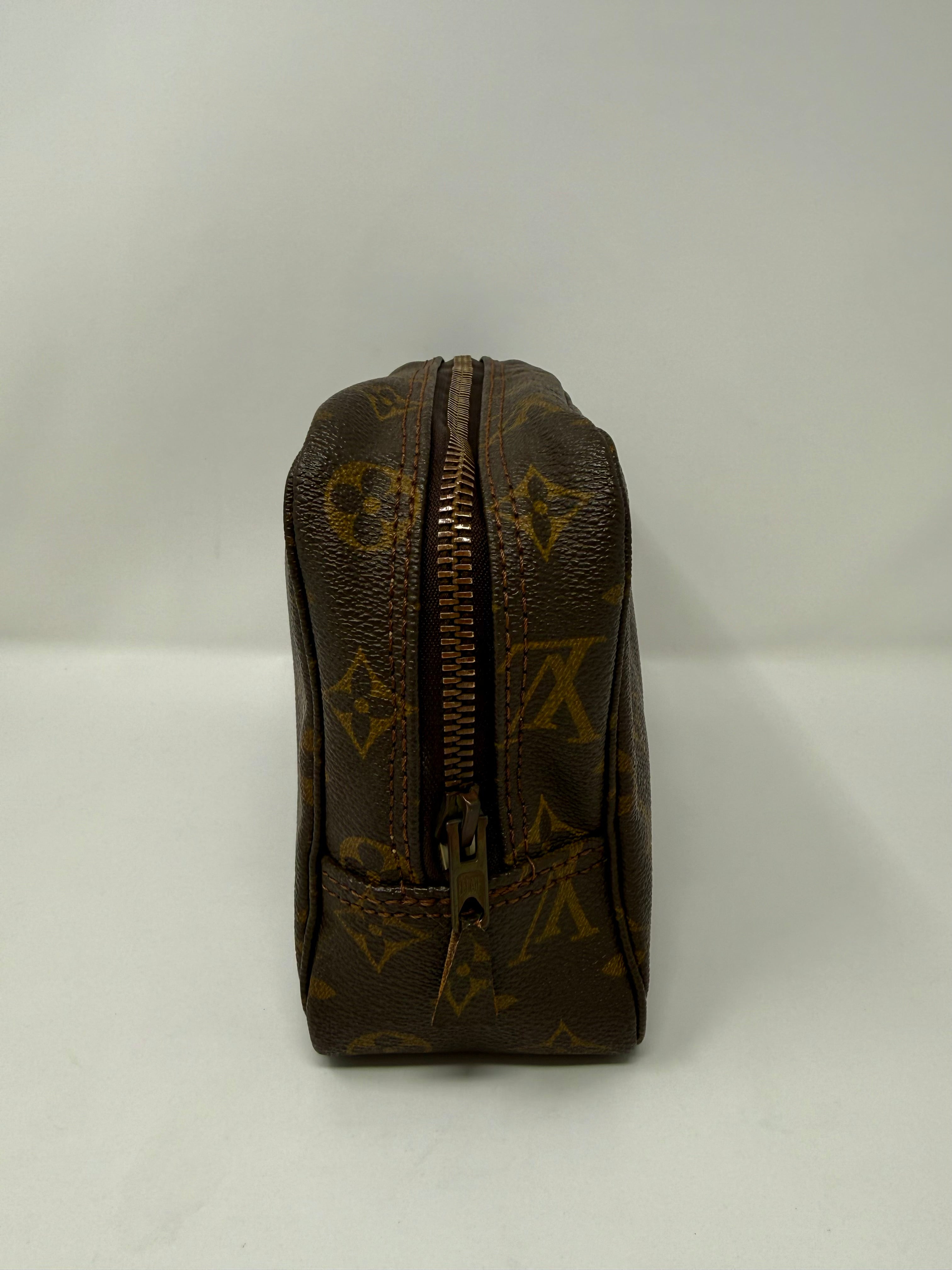 Louis Vuitton Vintage Trousse Toilette 23 Monogram | Pre-Date Code