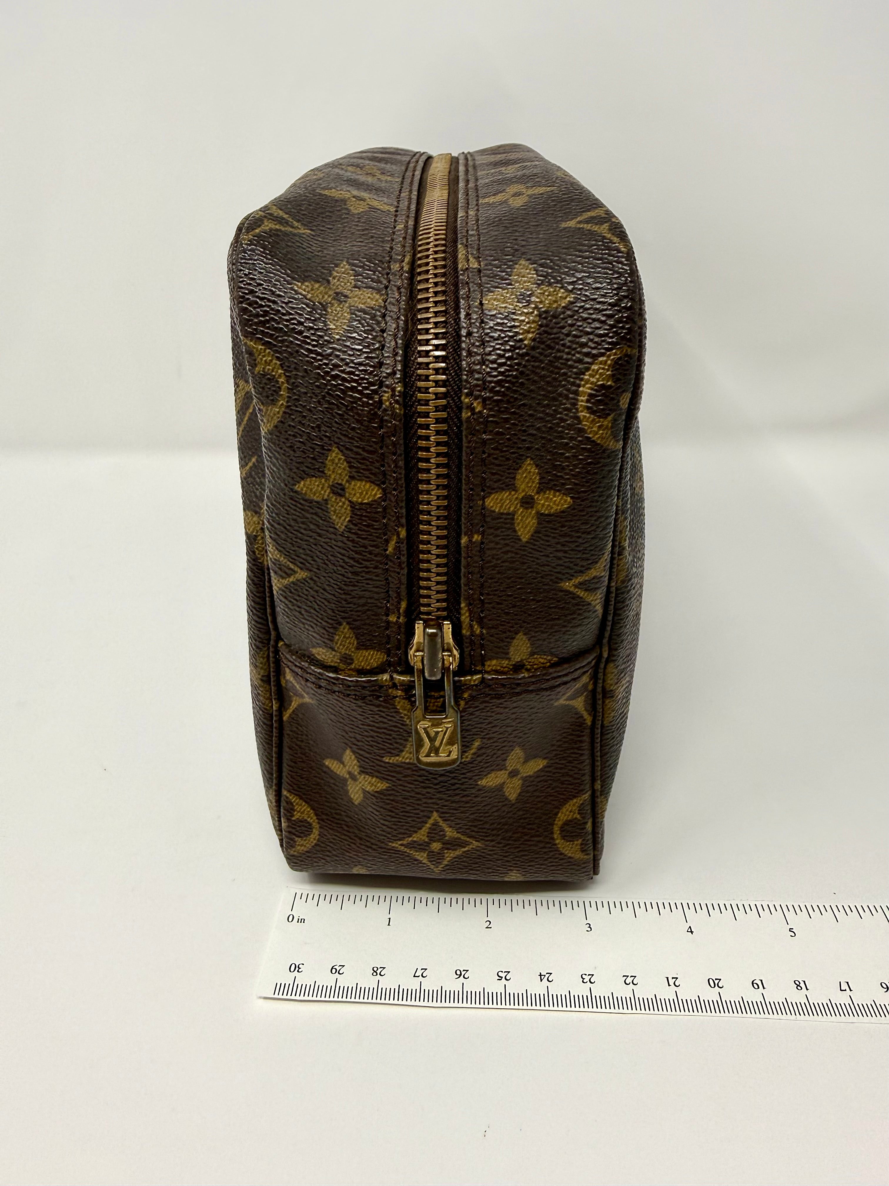 Louis Vuitton Vintage Monogram Trousse Toilette 28 – 874 TH