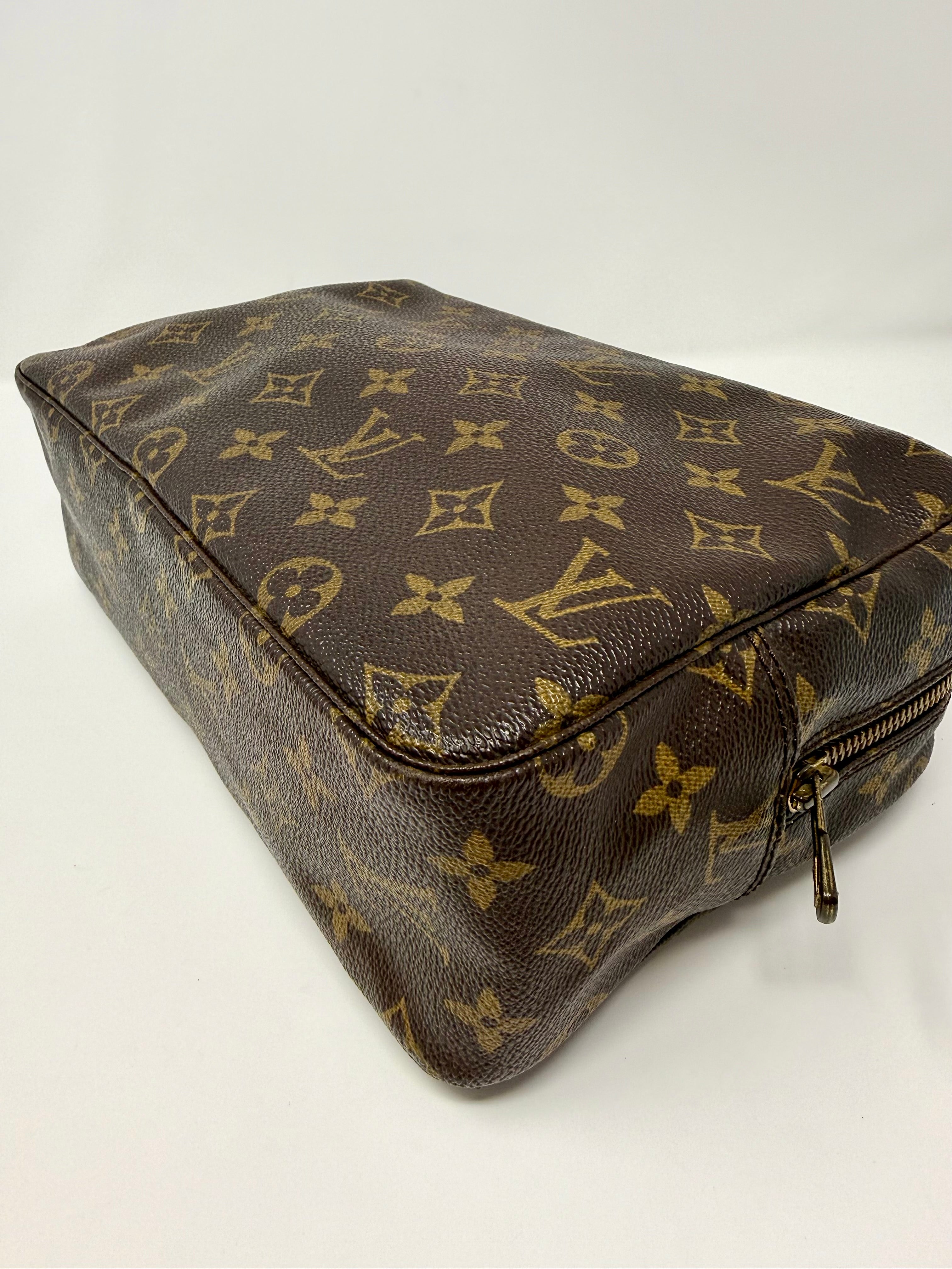 Louis Vuitton Vintage Monogram Trousse Toilette 28 – 874 TH