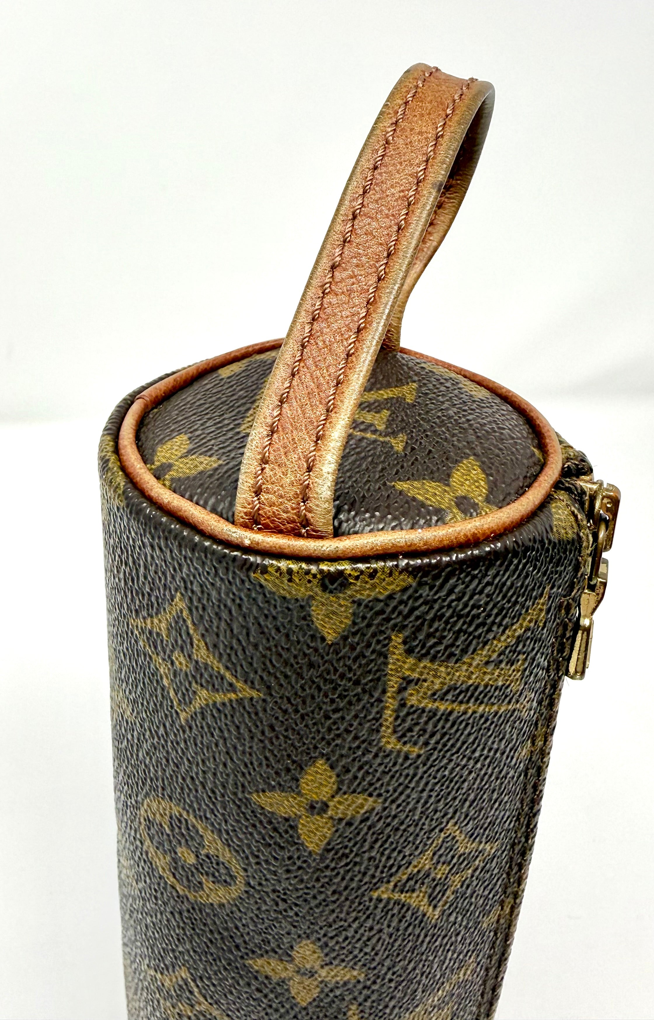 Louis Vuitton Trousse Ronde 20 Monogram Pouch, Vintage 1991 | RA0921