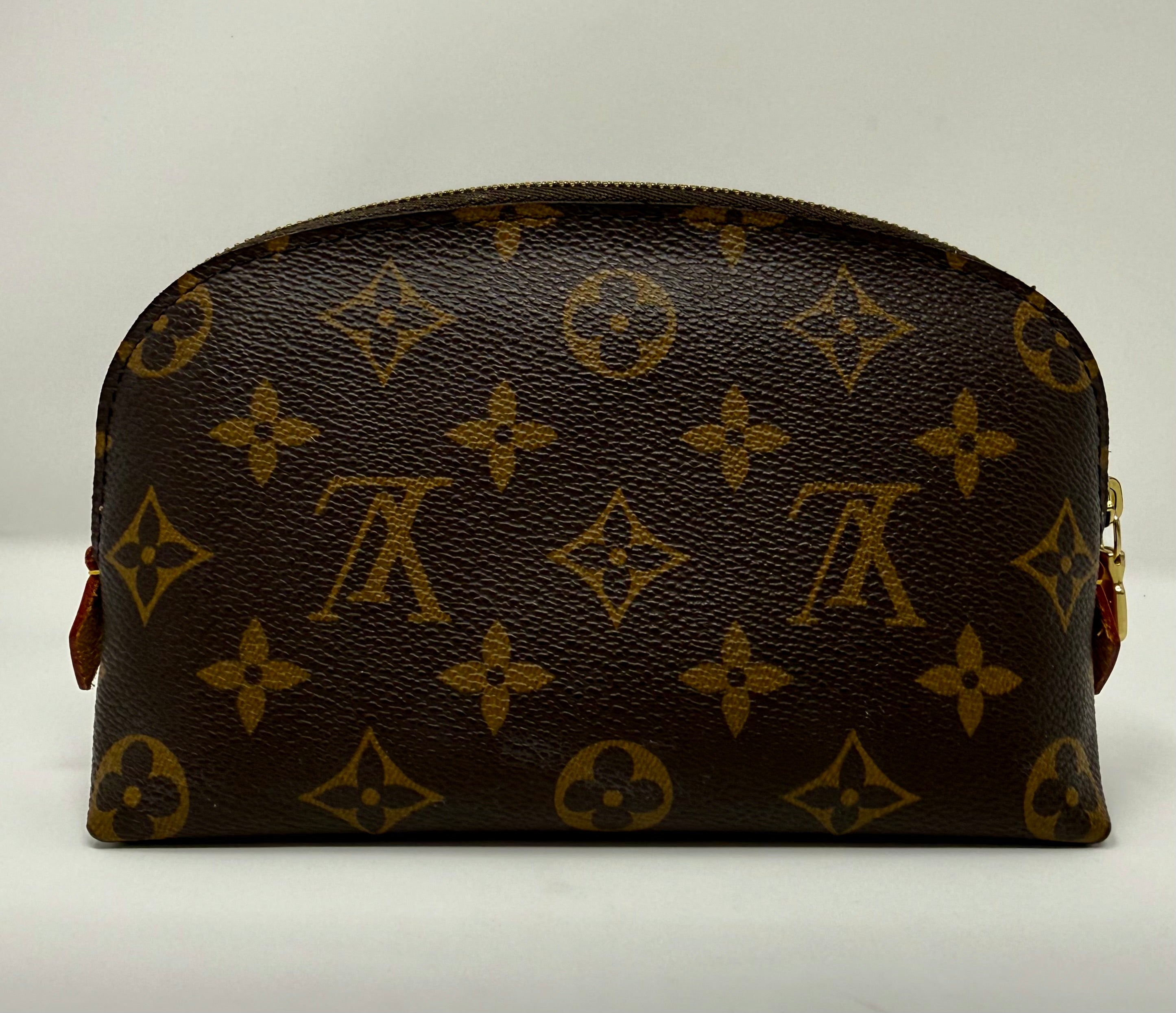 Louis Vuitton Monogram Cosmetic Pouch PM | CA0045 | 2005