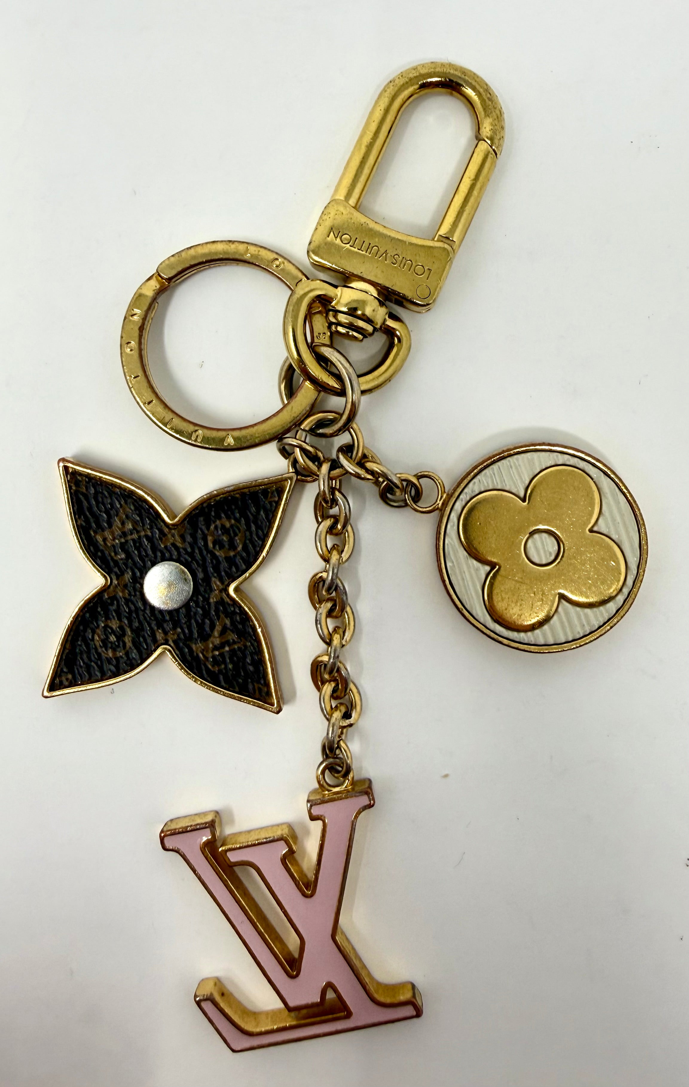 Louis Vuitton Spring Street Bag Charm & Key Holder – Pink M01187