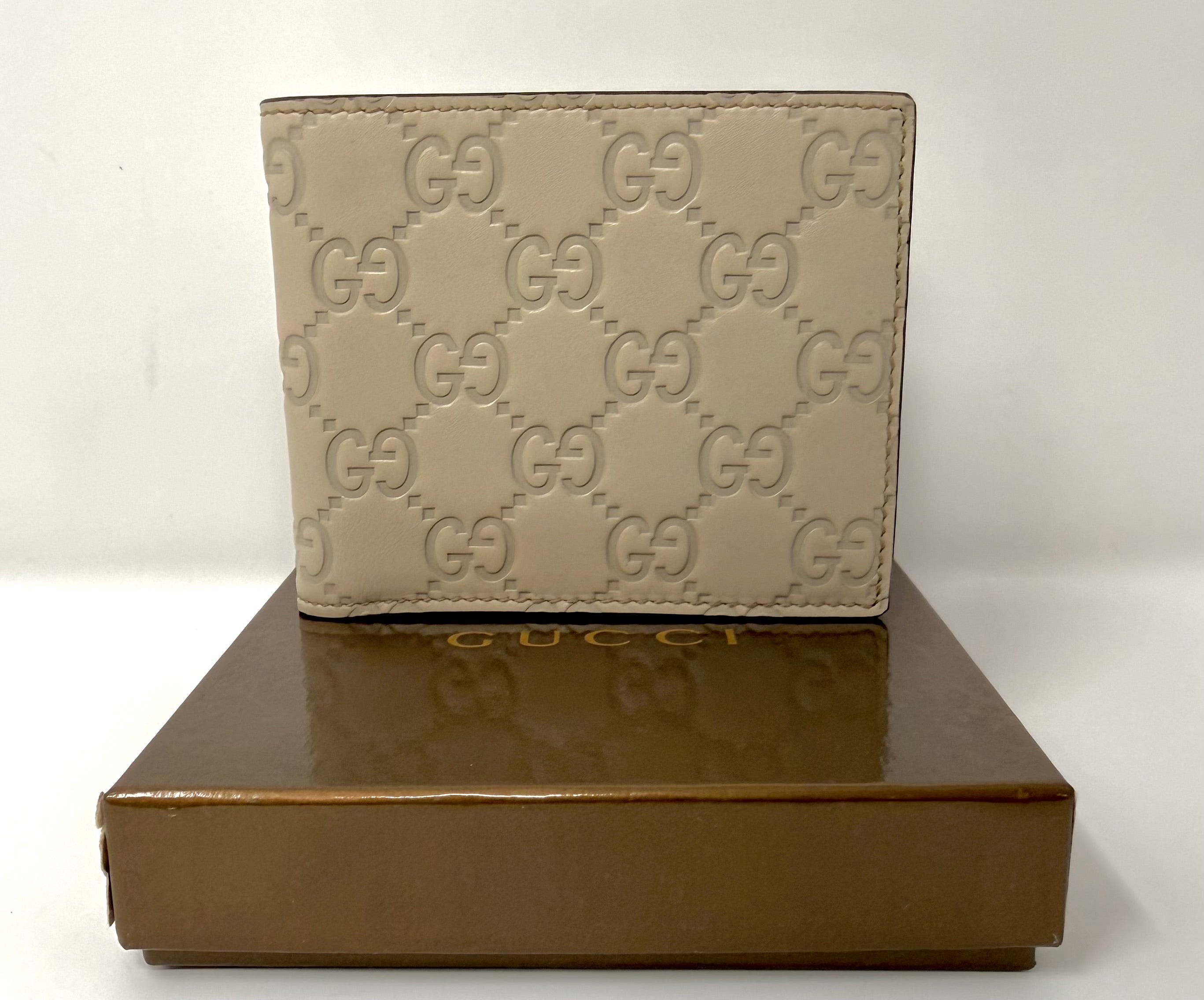 Gucci Vintage Ivory Guccissima Leather Bifold Wallet