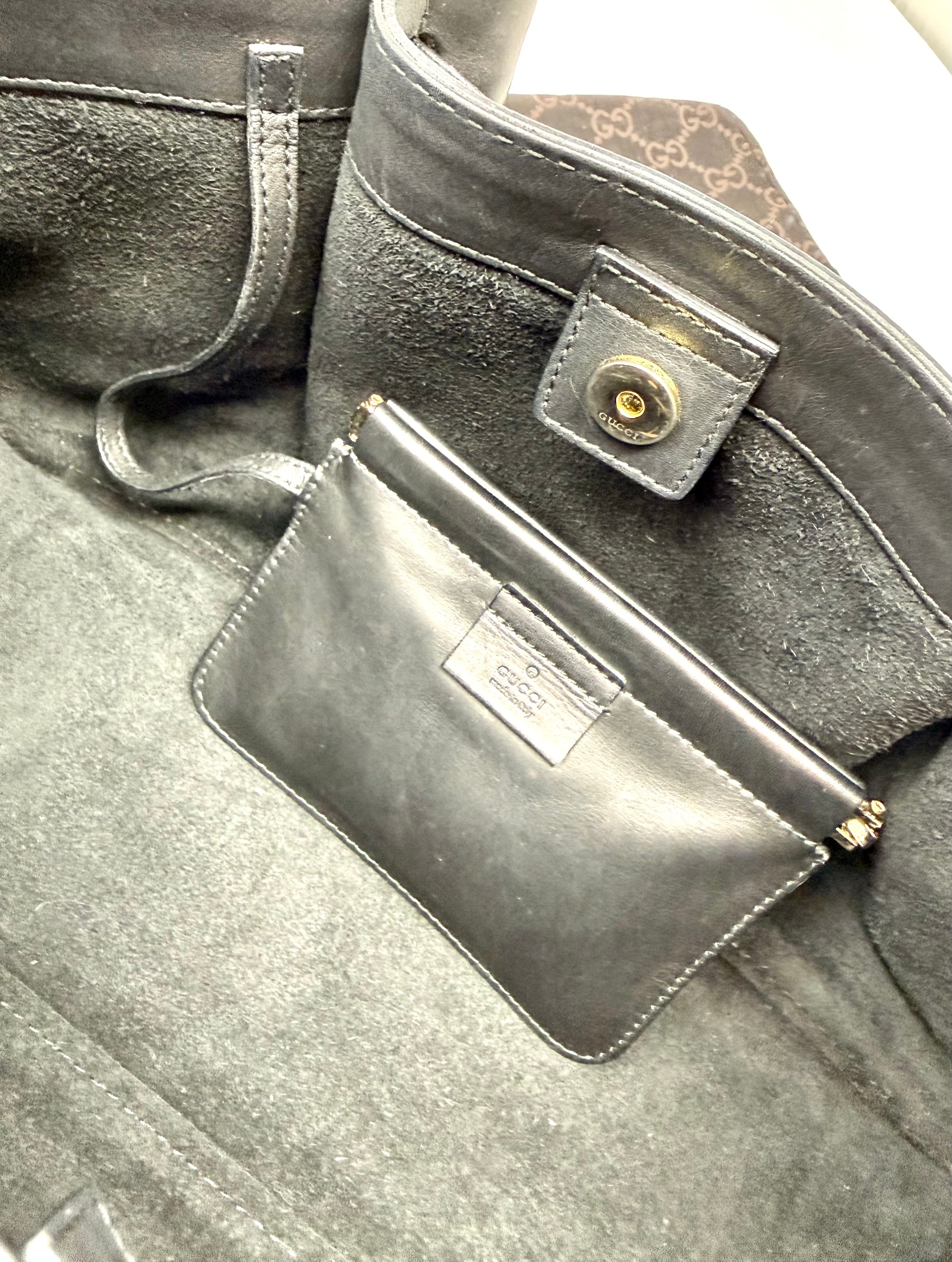 Vintage Gucci Vitello Black Calfskin Tote with Pouch