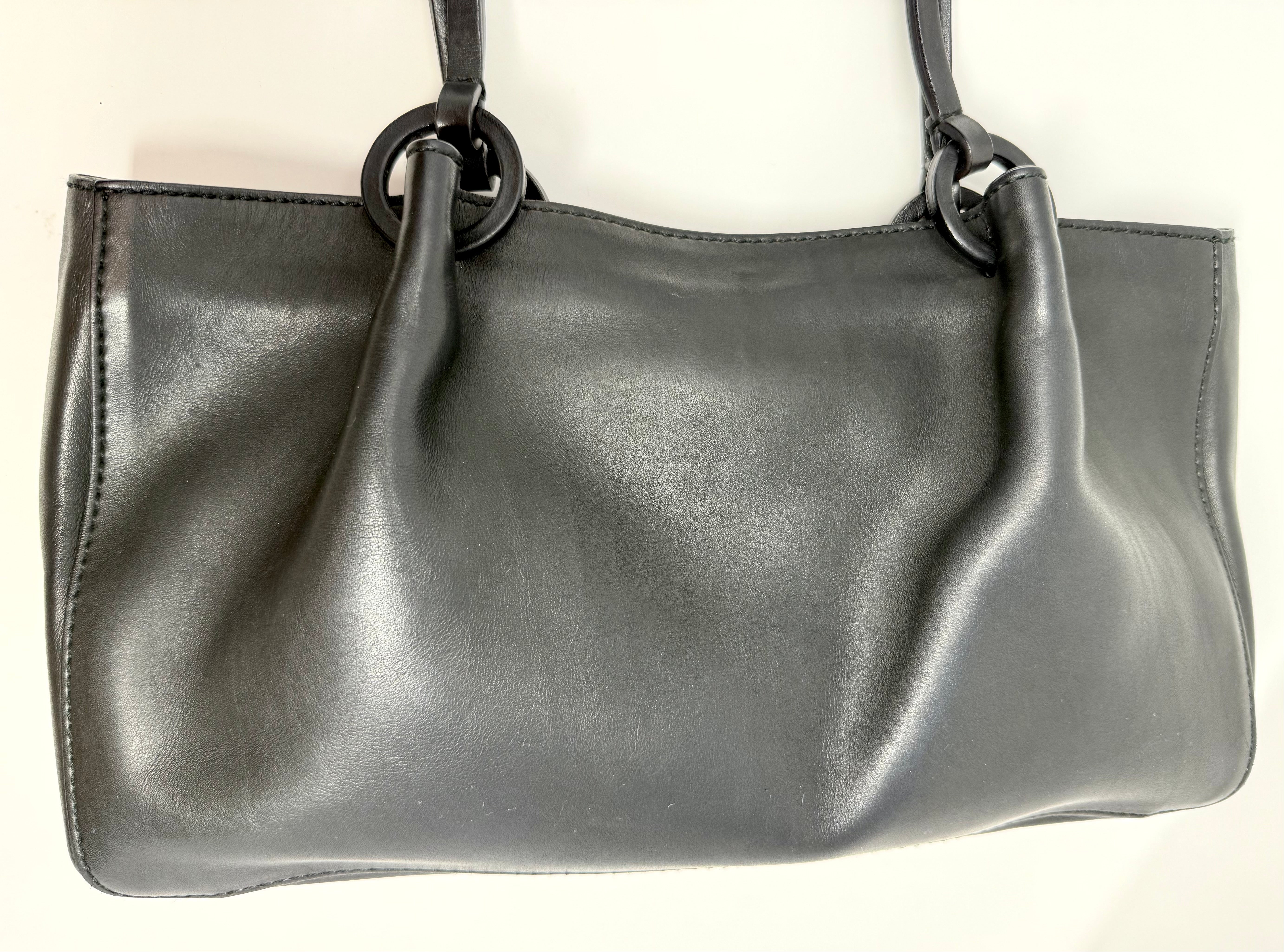 Vintage Gucci Vitello Black Calfskin Tote with Pouch