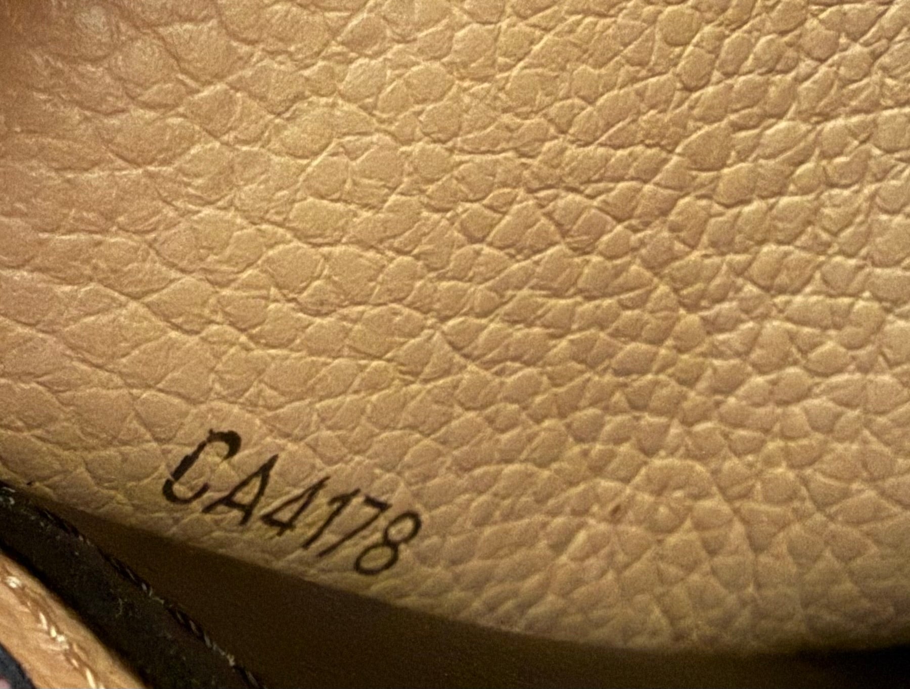 Louis Vuitton Monogram Empreinte Emilie Wallet – Black / Dune, CA4178 (2018)