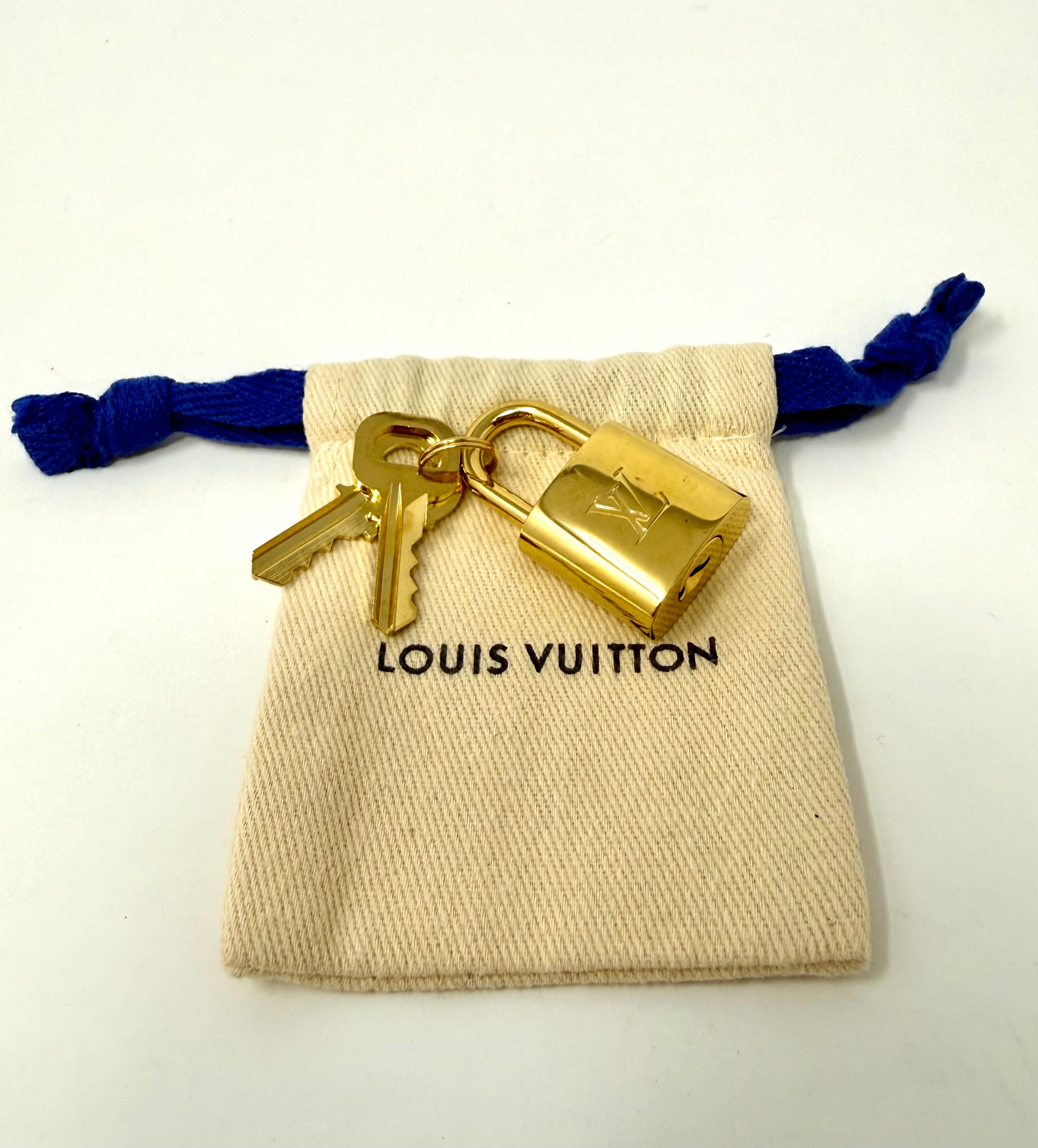Louis Vuitton Brass Padlock & Two Key Set with Dustbag – Lock #442
