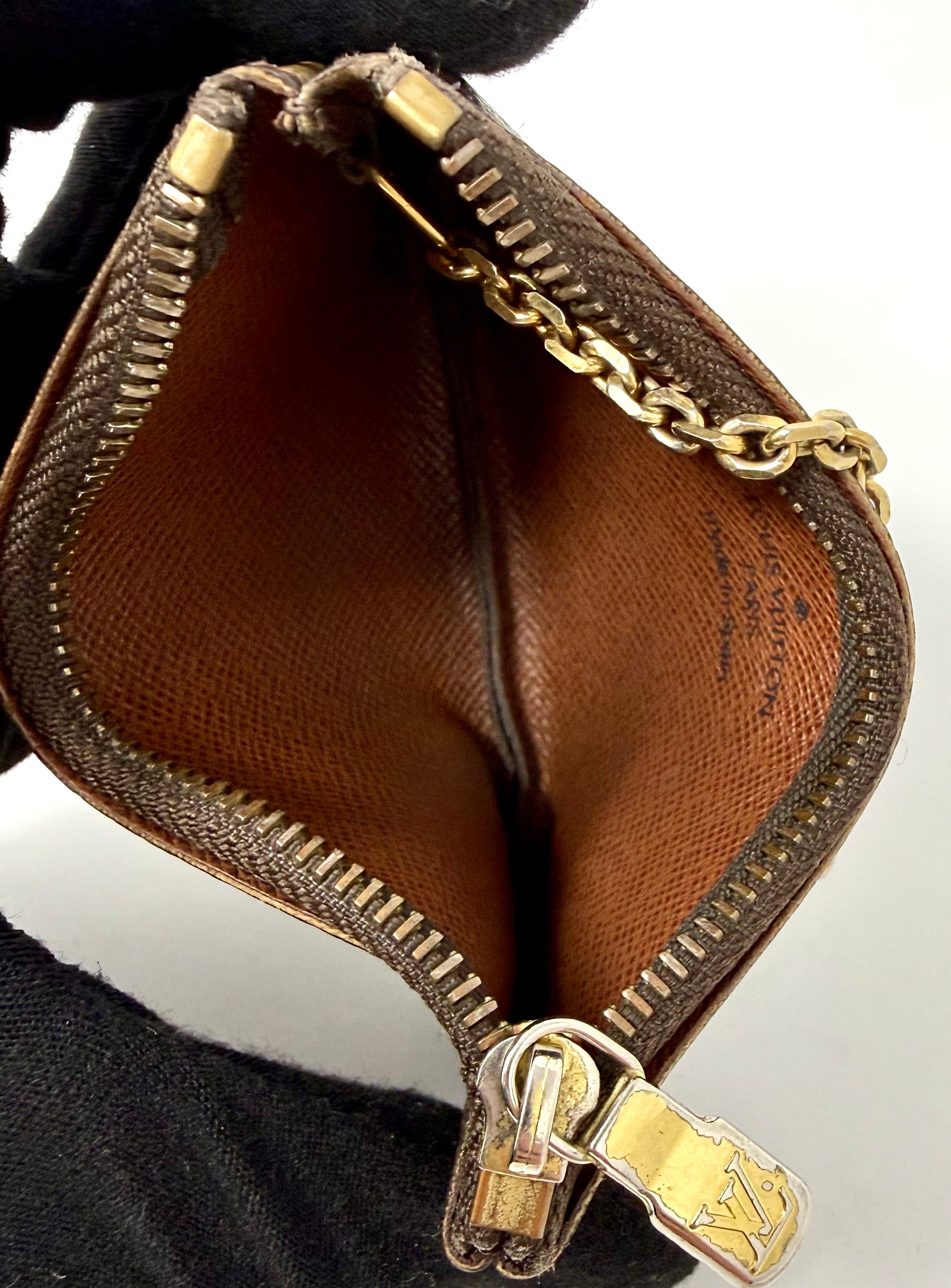 Louis Vuitton Monogram Key Pouch / Pochette Clés, CA2088 (2008)