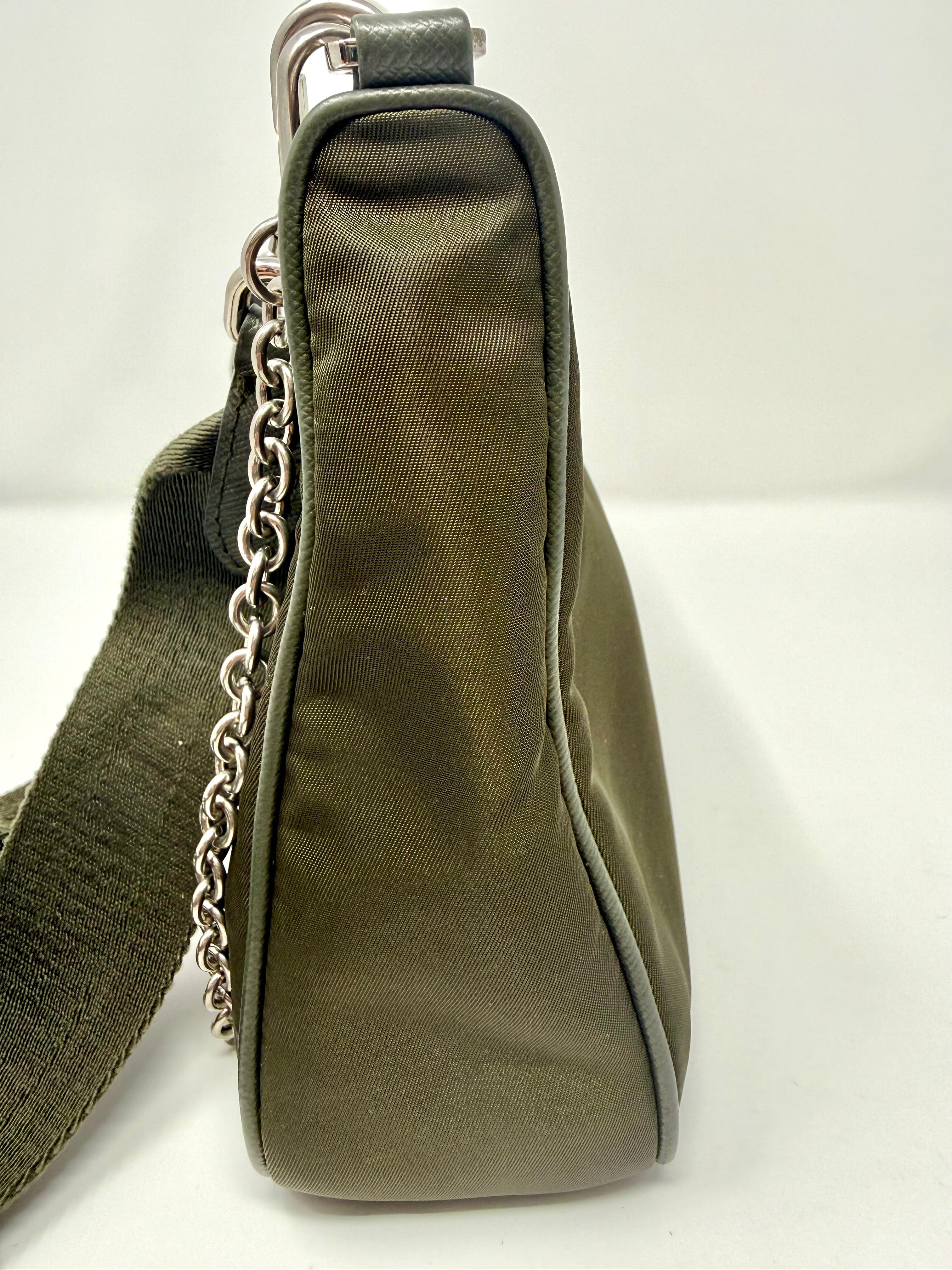 Prada Re-Edition 2005 Nylon Shoulder Bag in Deep Green