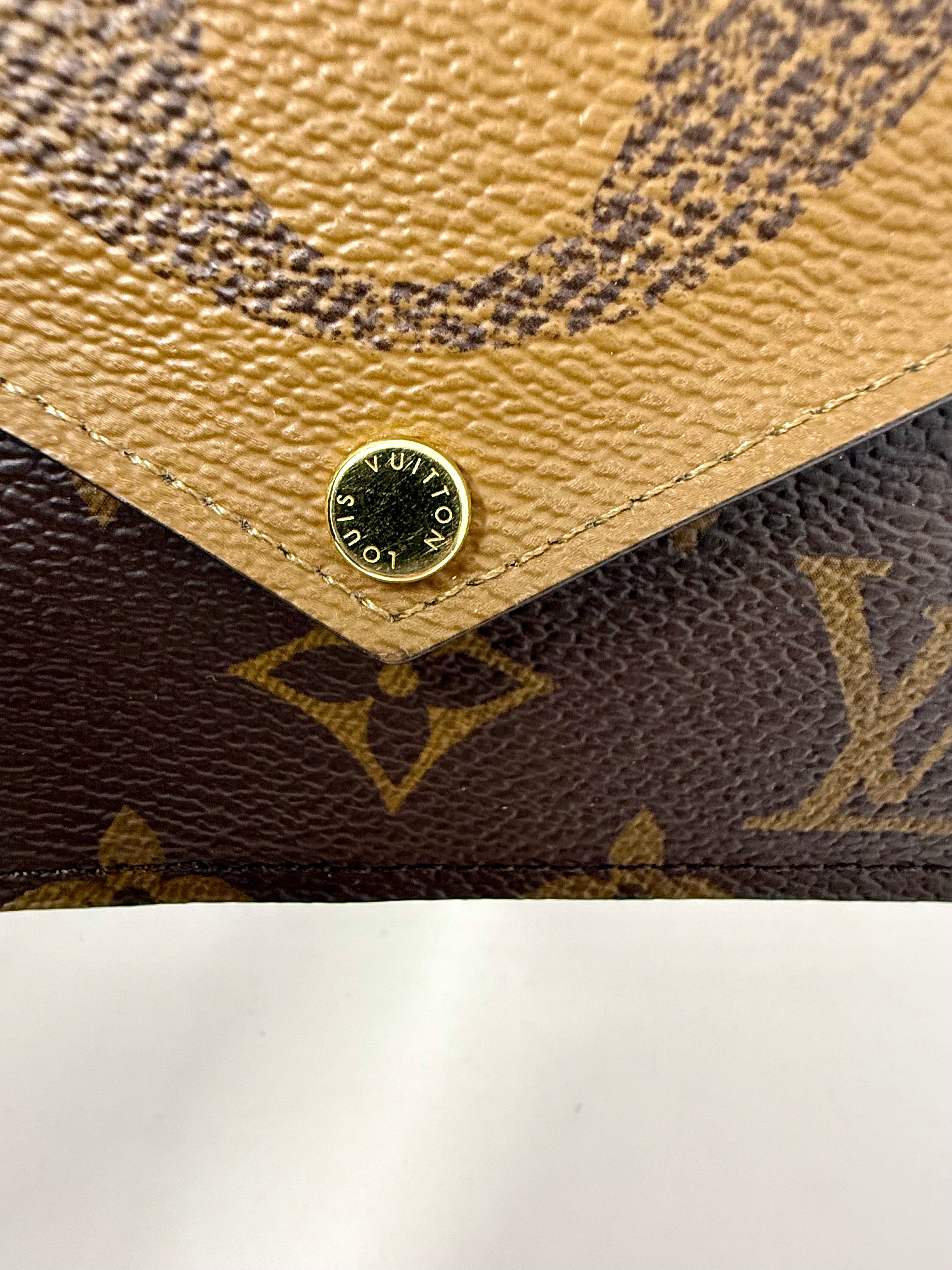 Louis Vuitton Reverse Monogram Recto Verso Card Holder (M81303)- microchipped