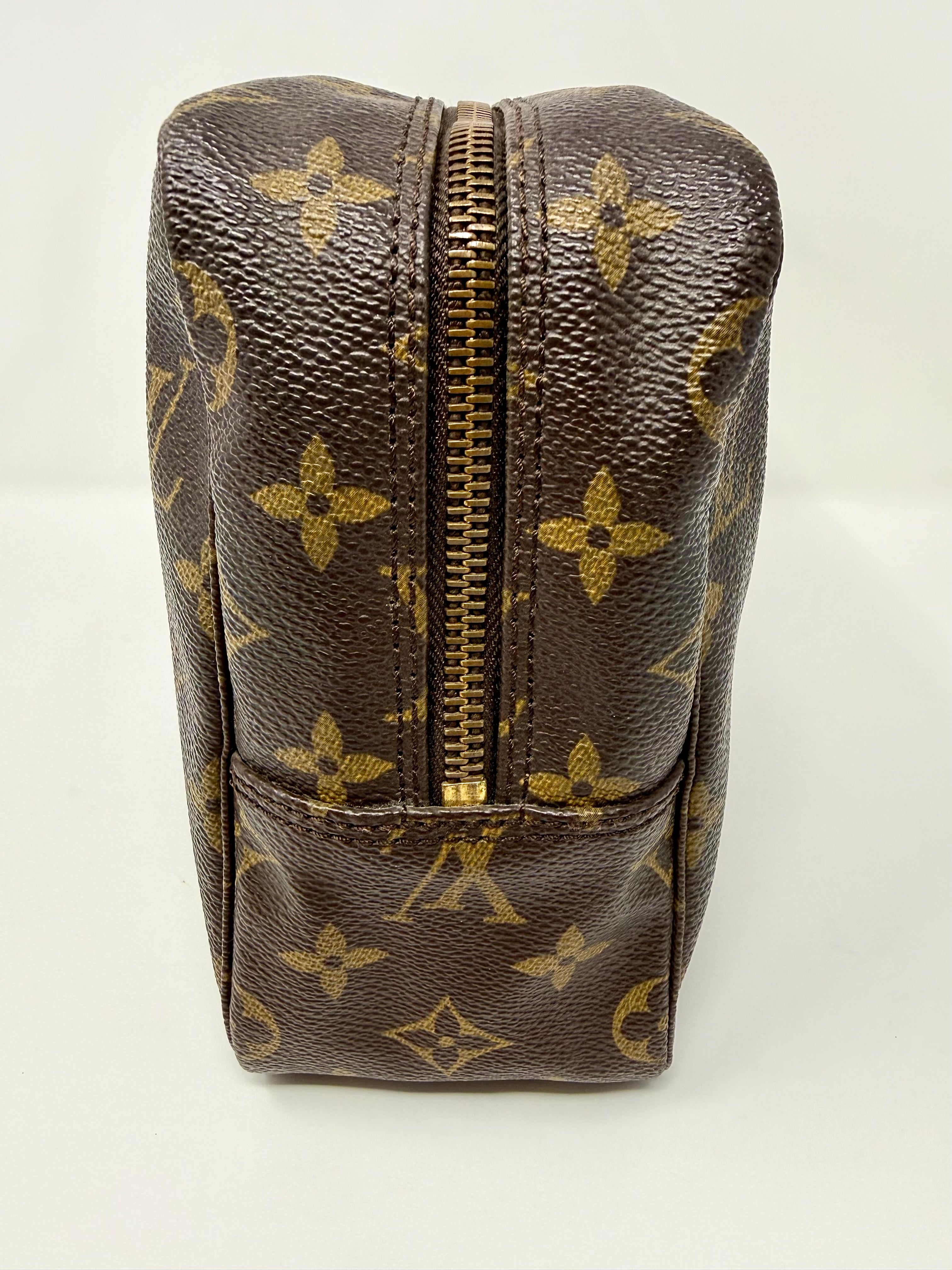 Louis Vuitton Vintage Monogram Trousse Toilette 28 – 874 TH