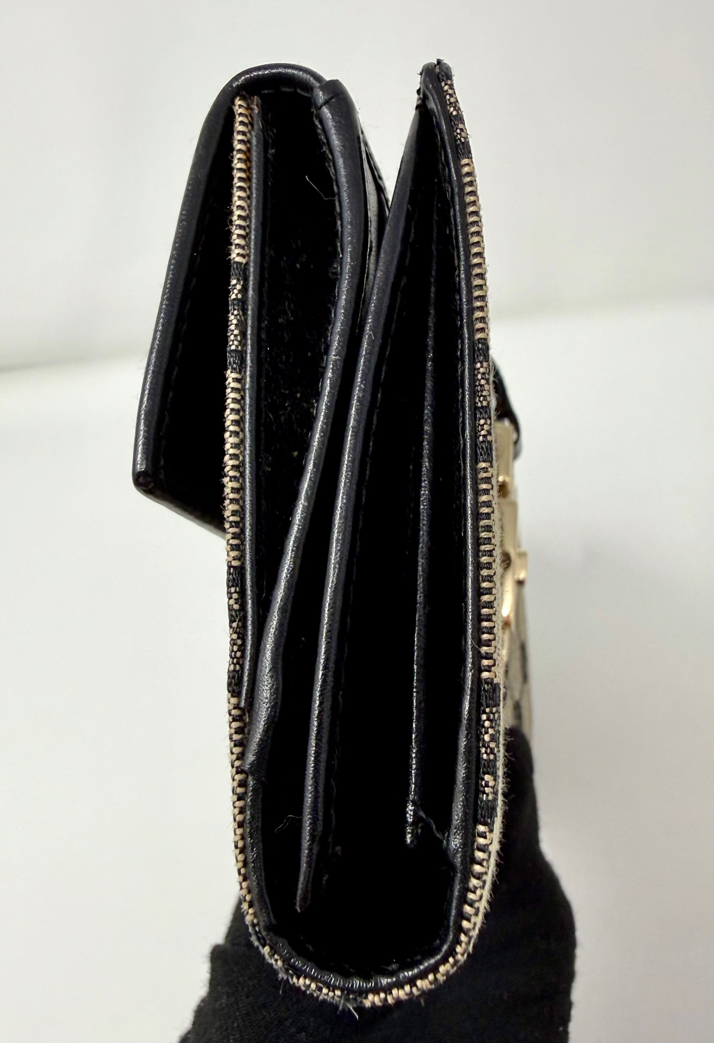 Gucci Jackie Continental Long Wallet – Black Leather, Vintage Y2K