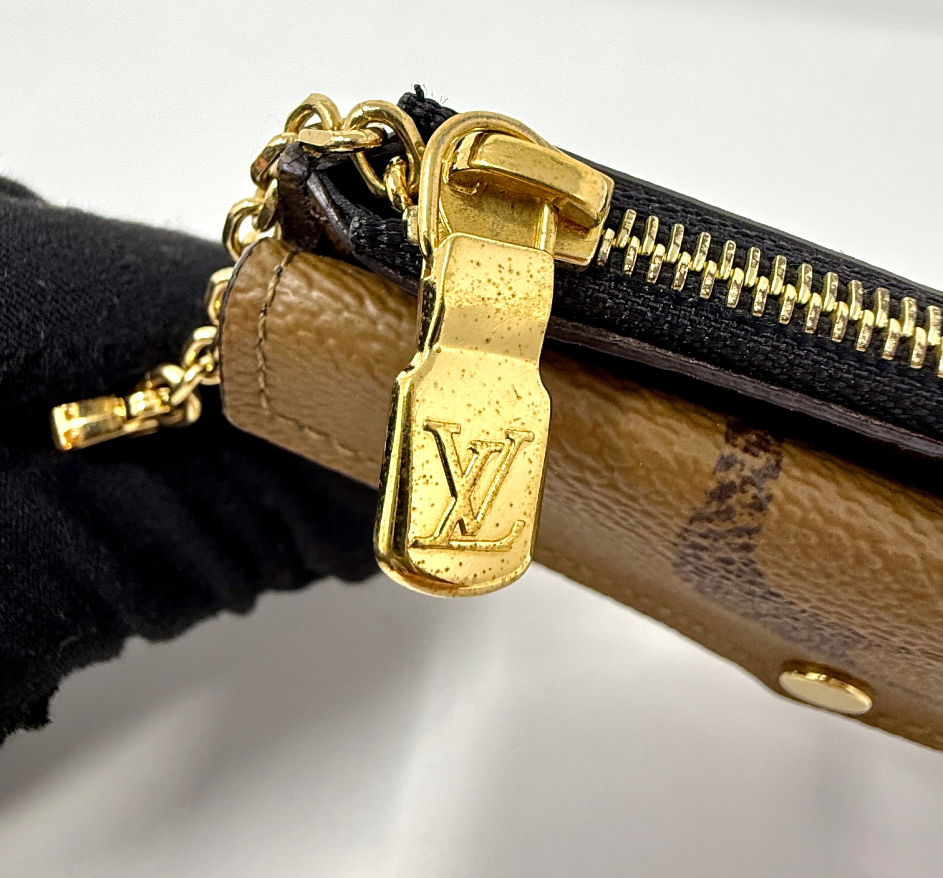 Louis Vuitton Reverse Monogram Recto Verso Card Holder (M81303)- microchipped