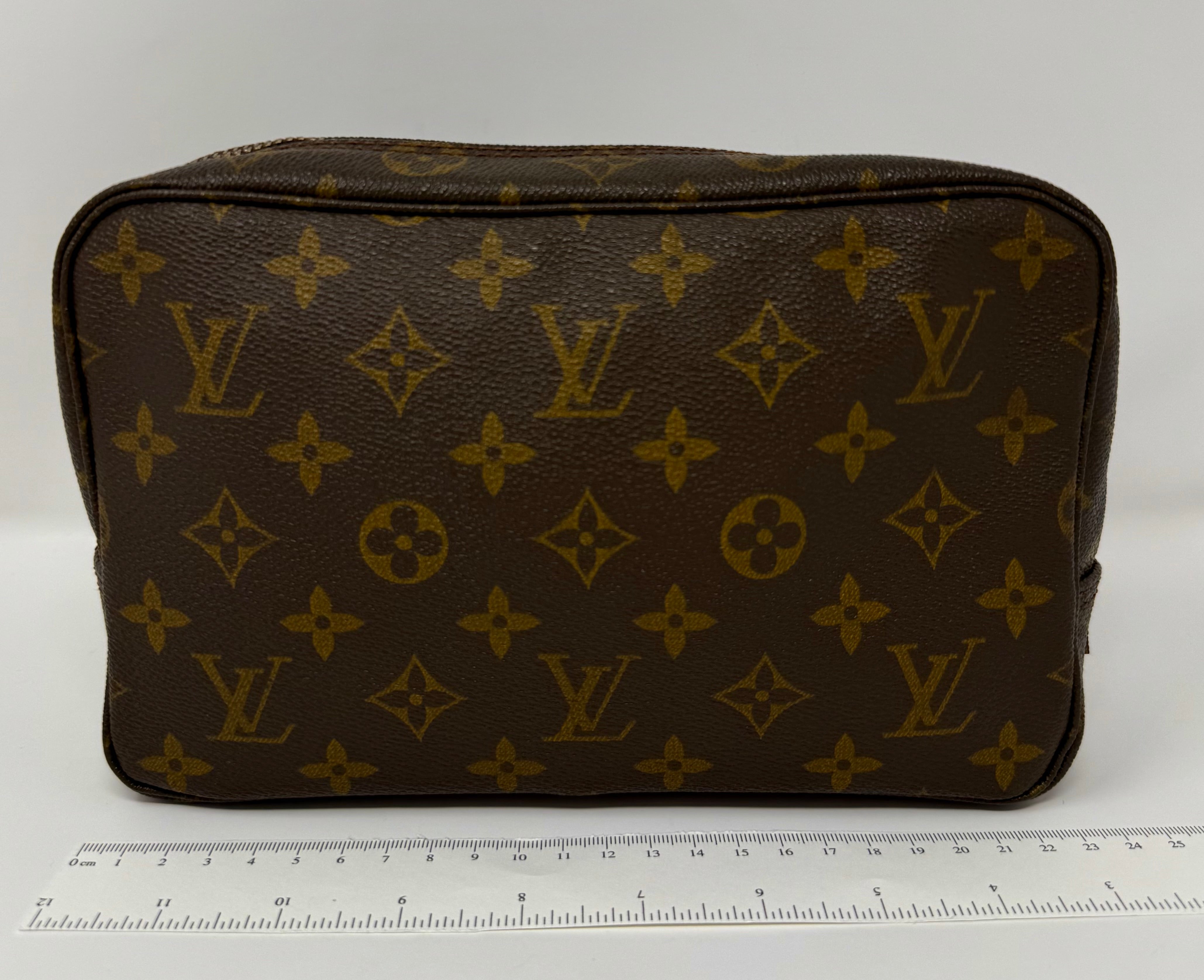 Louis Vuitton Vintage Trousse Toilette 23 Monogram | Pre-Date Code