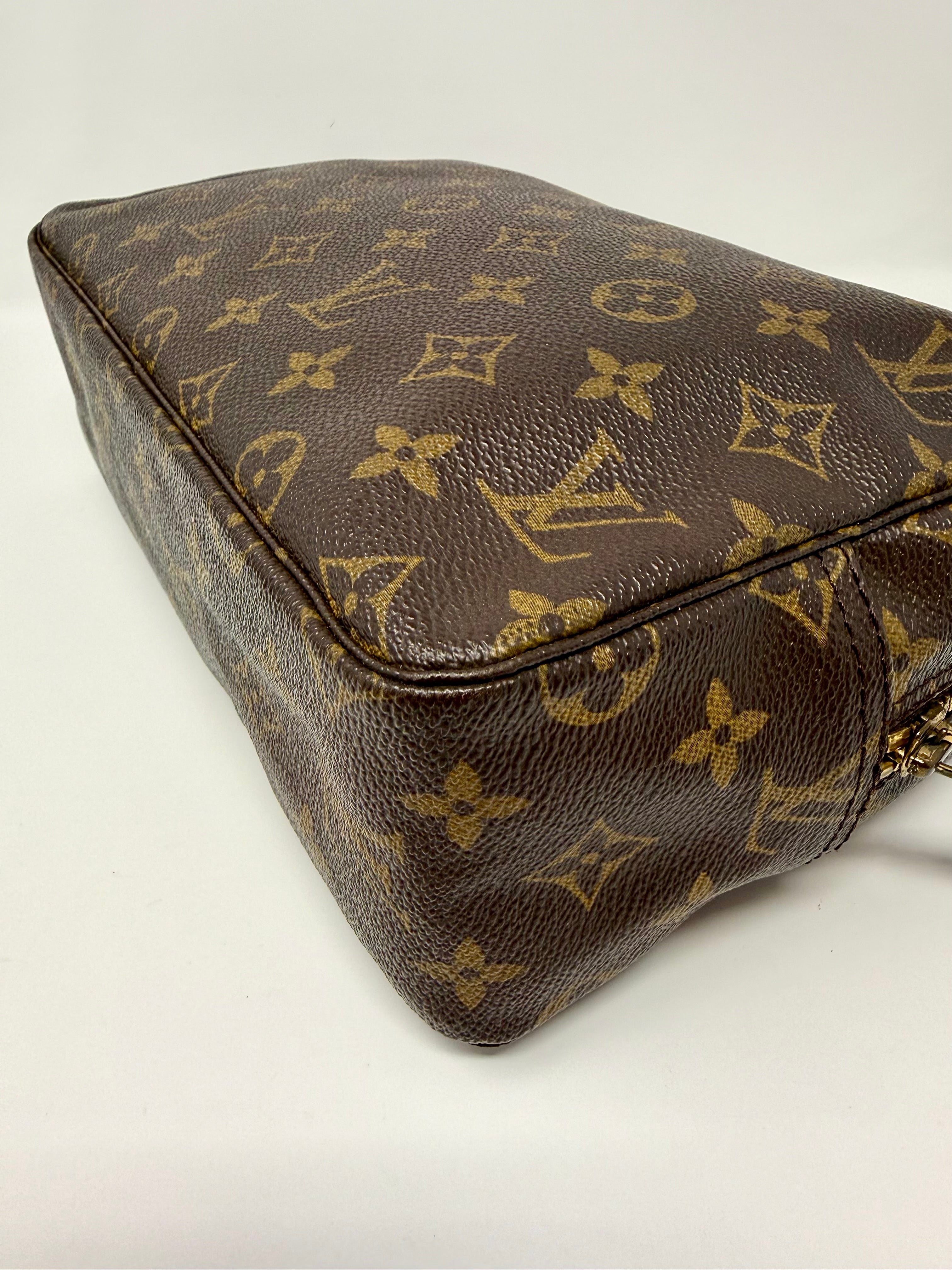 Louis Vuitton Vintage Monogram Trousse Toilette 28 (881 NO)