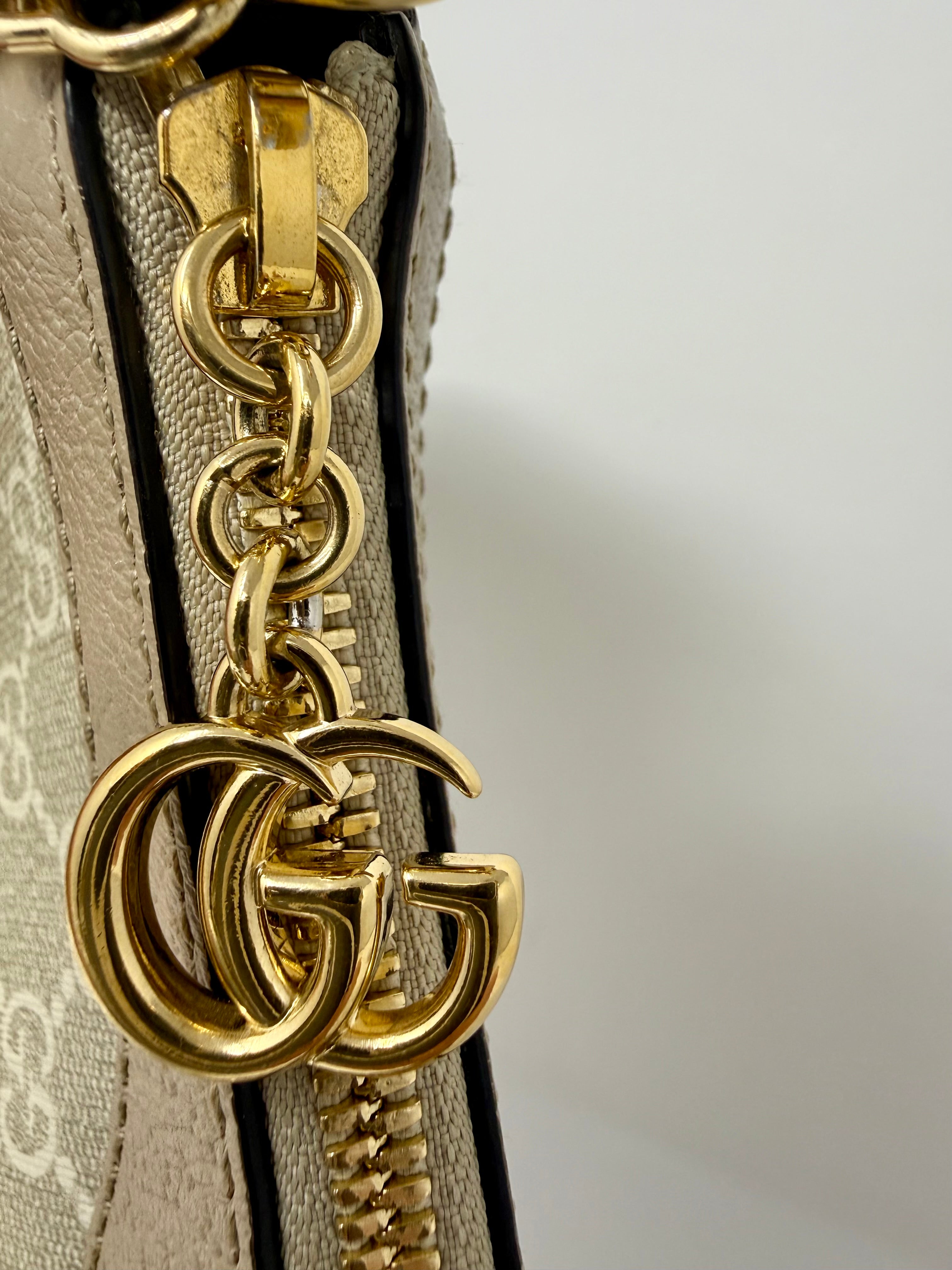 Gucci Ophidia Small Shoulder Bag – GG Supreme Monogram, Beige, Gold Hardware, Like New