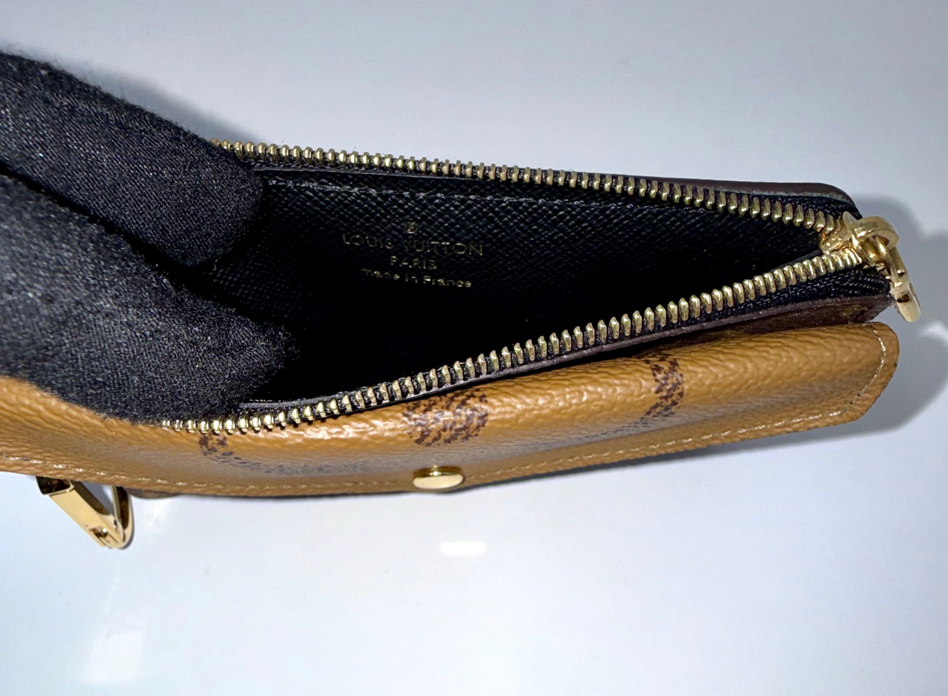 Louis Vuitton Reverse Monogram Recto Verso Card Holder (M81303)- microchipped
