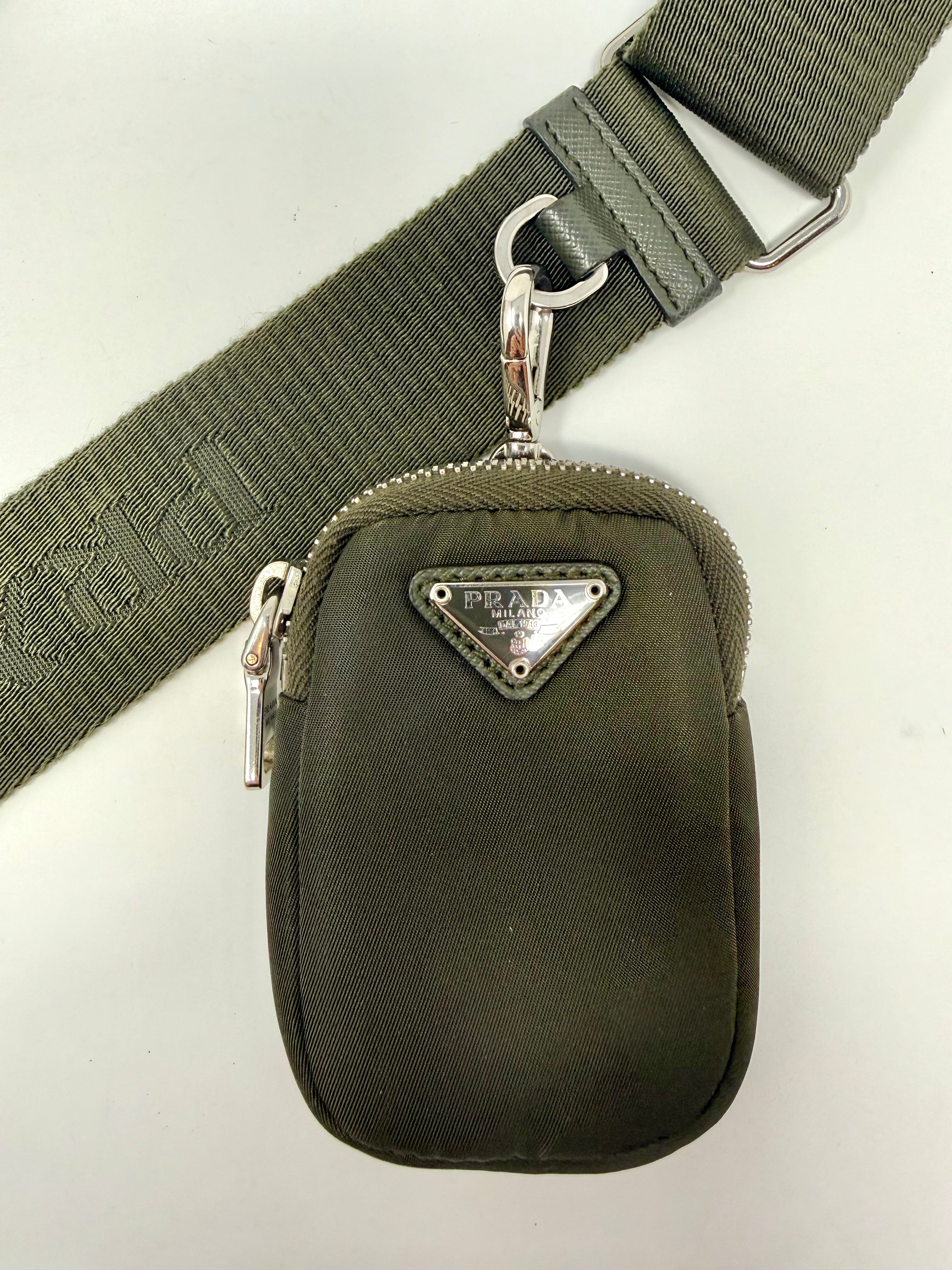 Prada Re-Edition 2005 Nylon Shoulder Bag in Deep Green