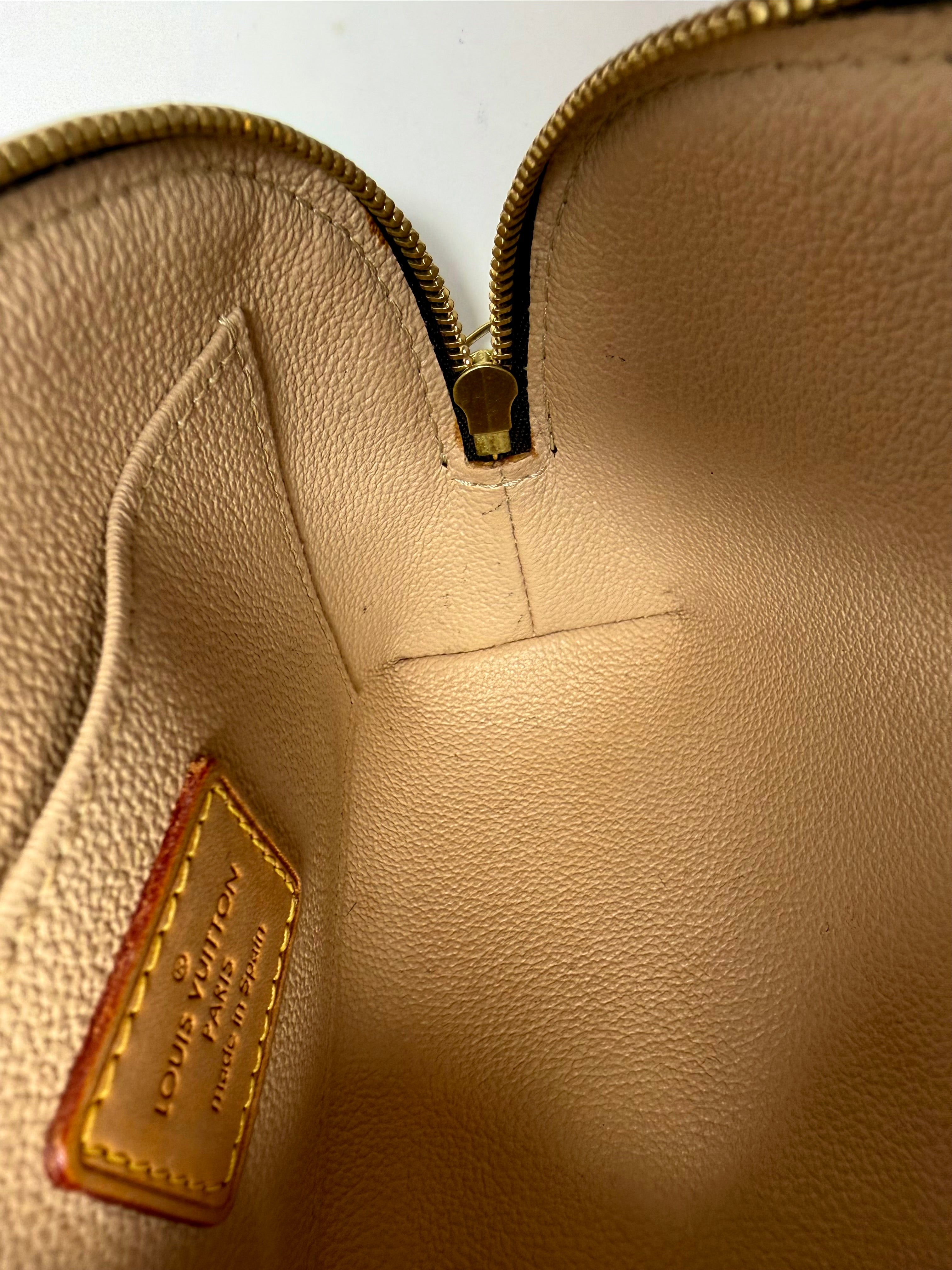 Louis Vuitton Monogram Cosmetic Pouch PM | CA0045 | 2005