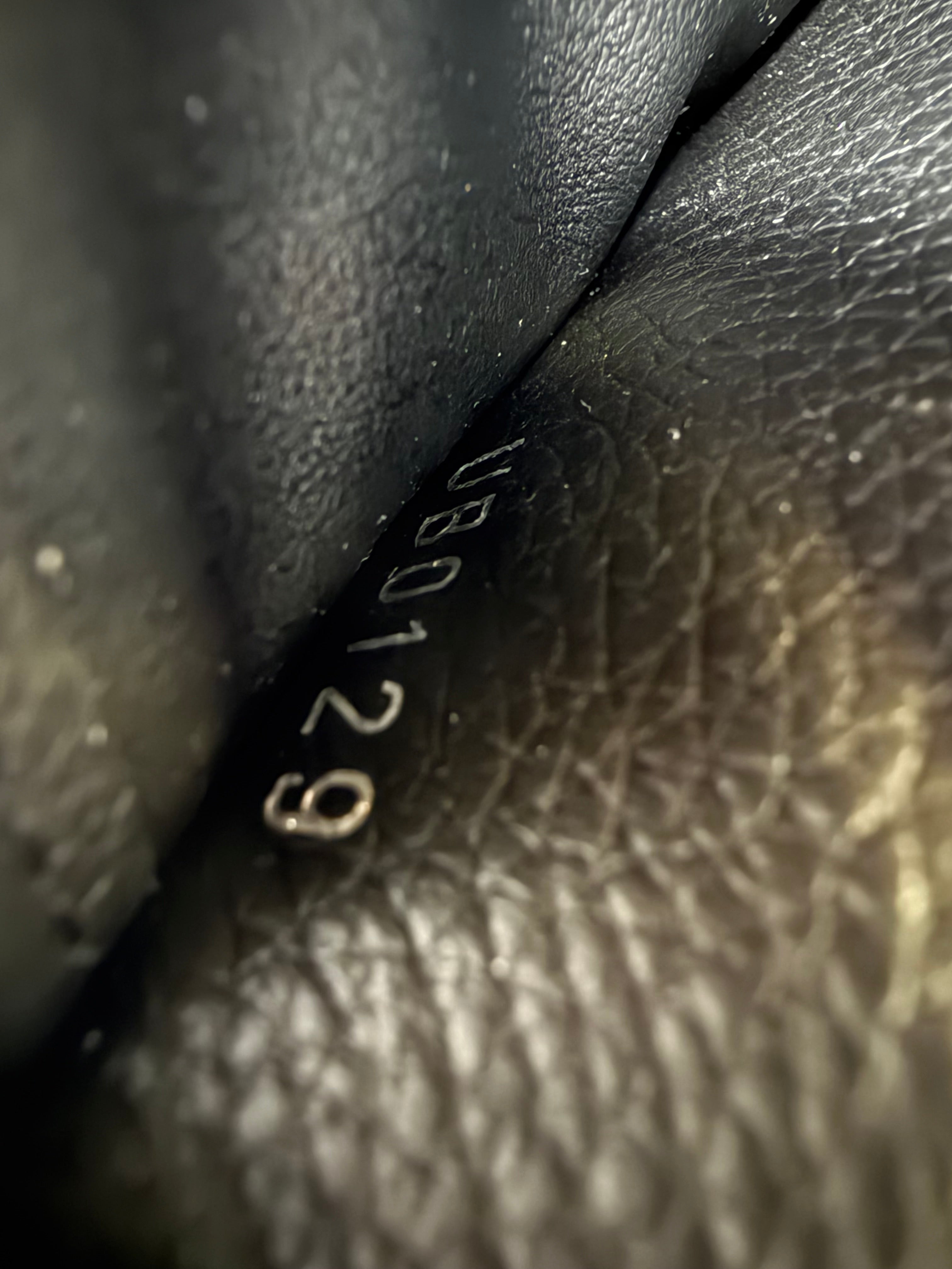 Louis Vuitton Lockme Zippy Wallet – Noir Black Calfskin, UB0129 (2019), Full Set