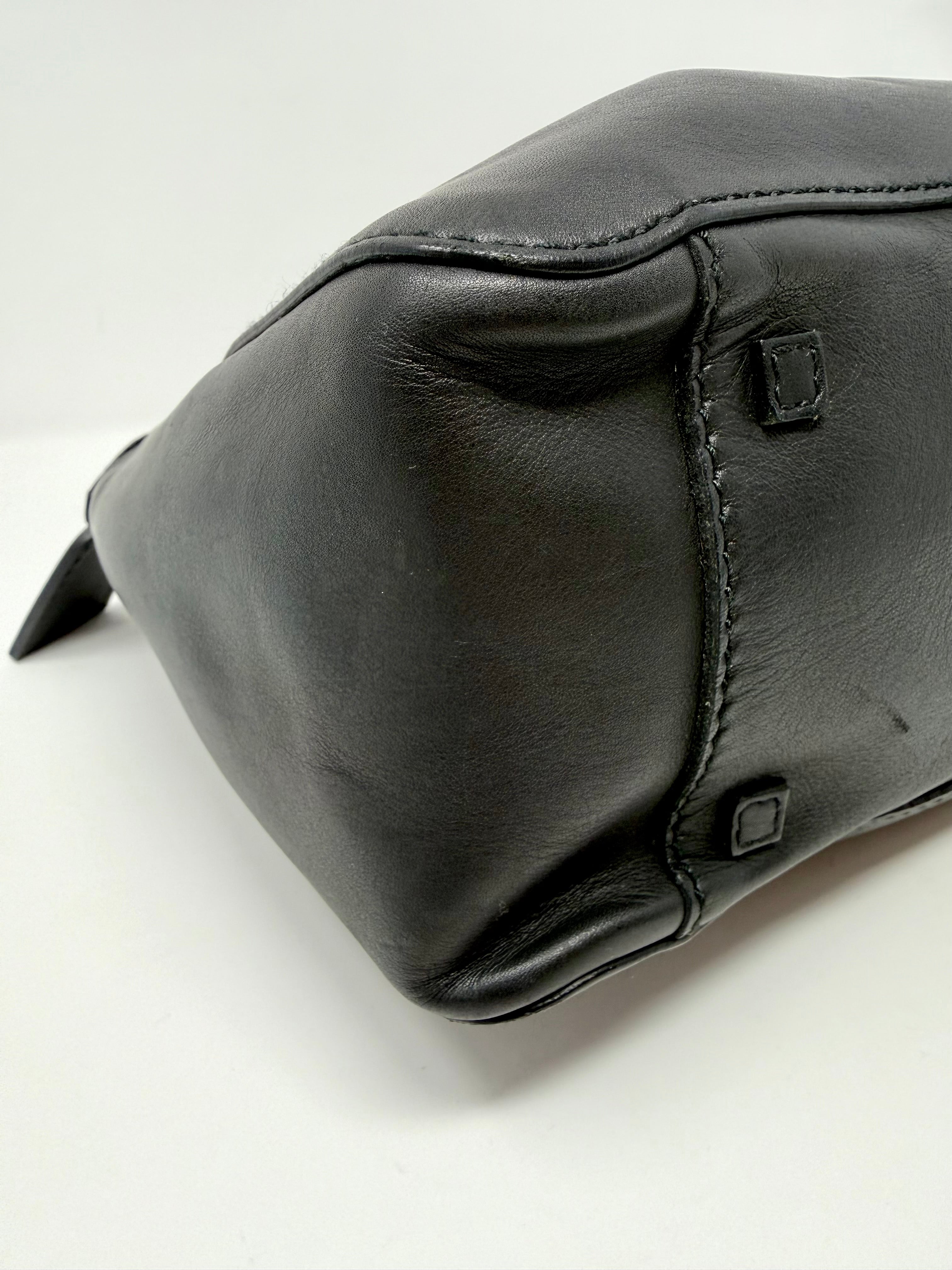 Vintage Gucci Vitello Black Calfskin Tote with Pouch