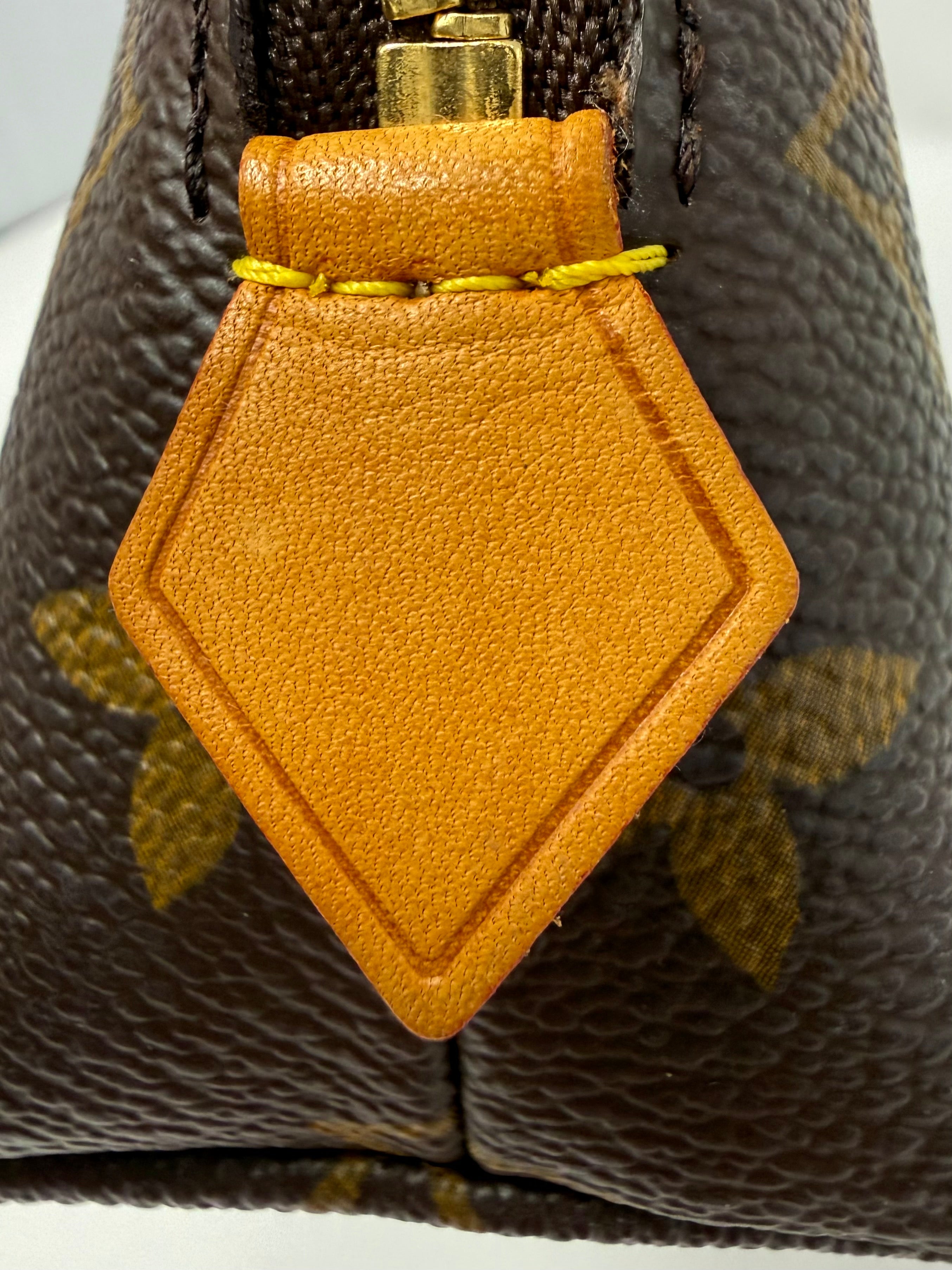 Louis Vuitton Monogram Cosmetic Pouch PM | CA0045 | 2005
