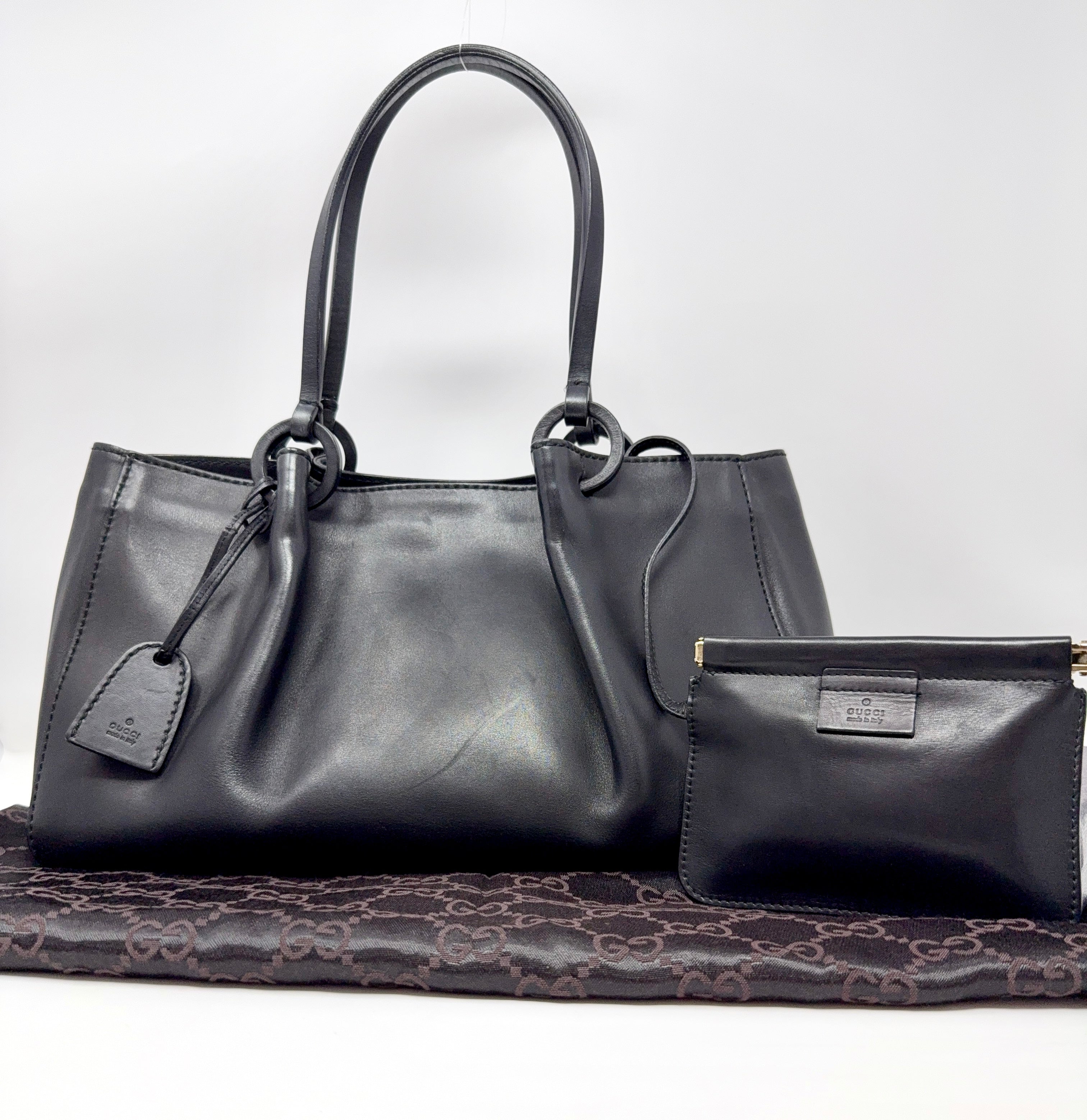 Vintage Gucci Vitello Black Calfskin Tote with Pouch