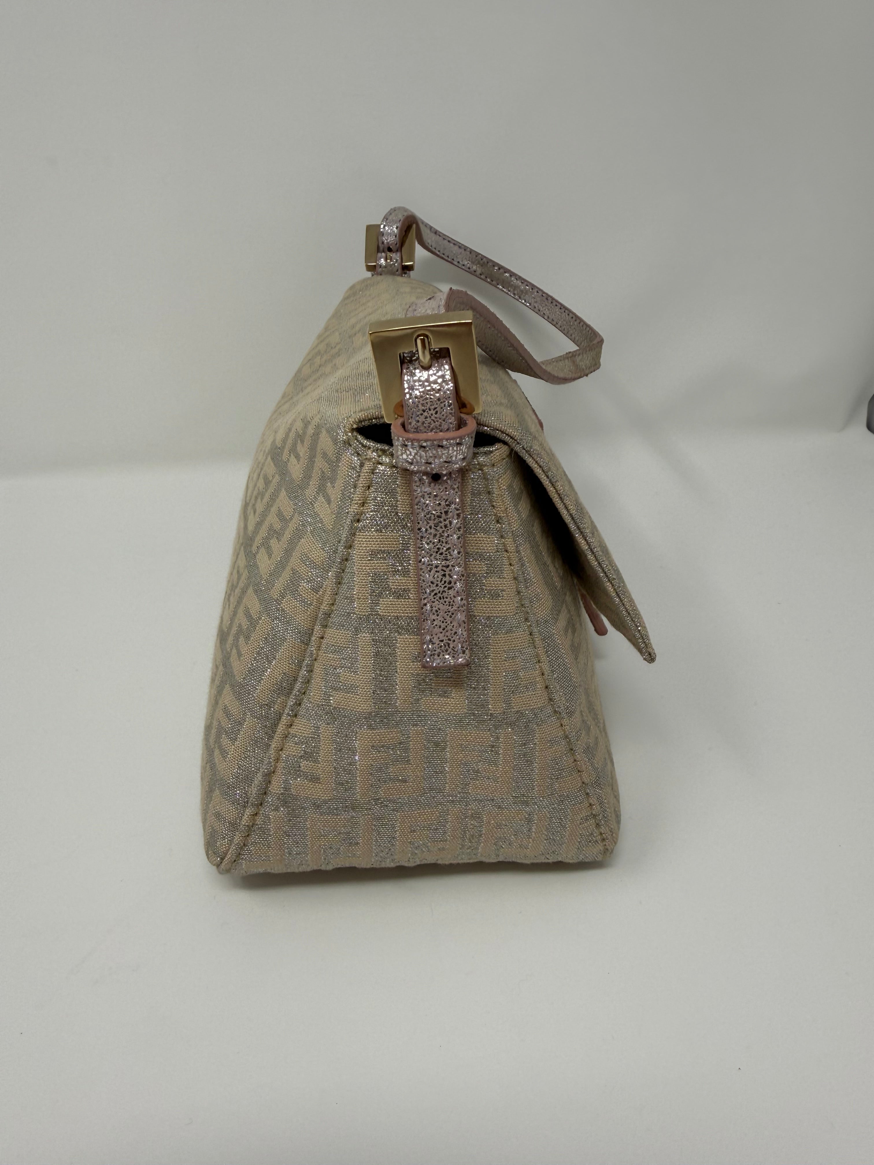 Fendi Vintage Mini Mamma Baguette Zucchino – Cipria Metallic (2005)