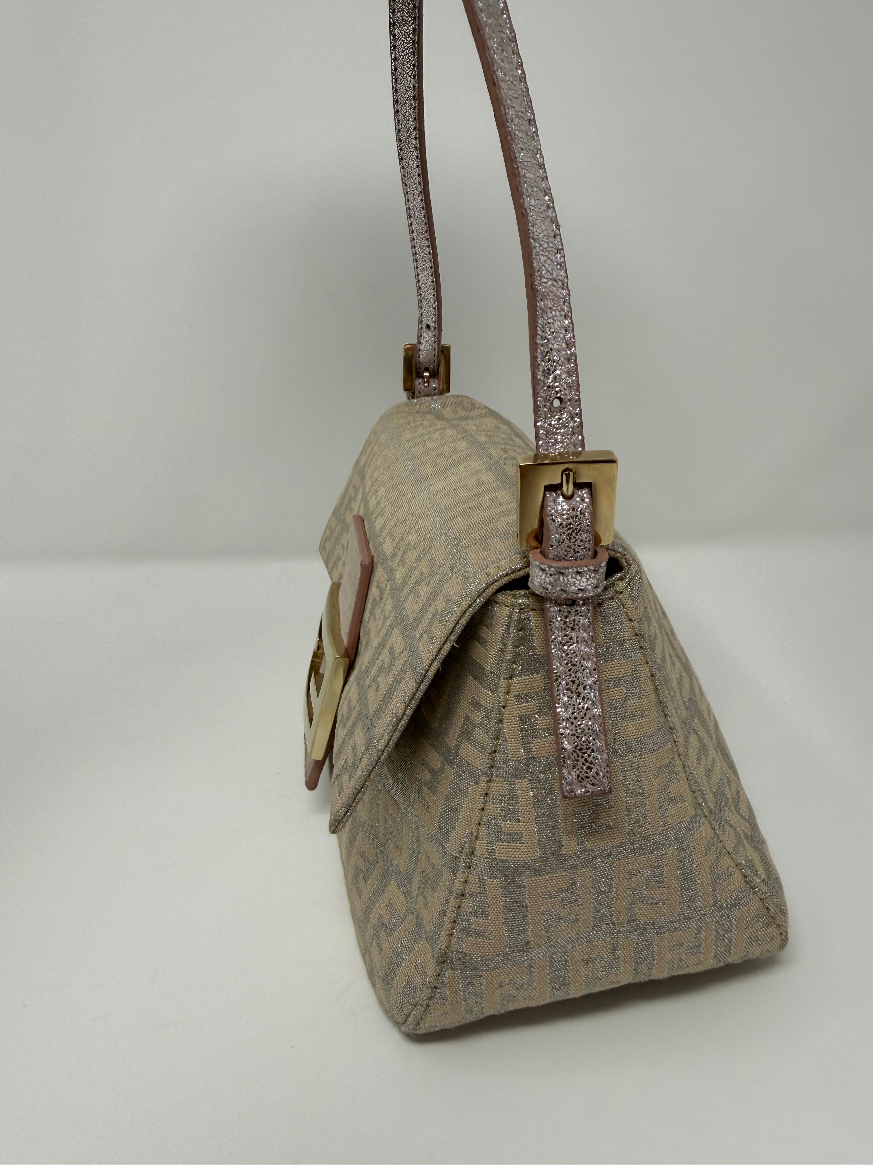 Fendi Vintage Mini Mamma Baguette Zucchino – Cipria Metallic (2005)