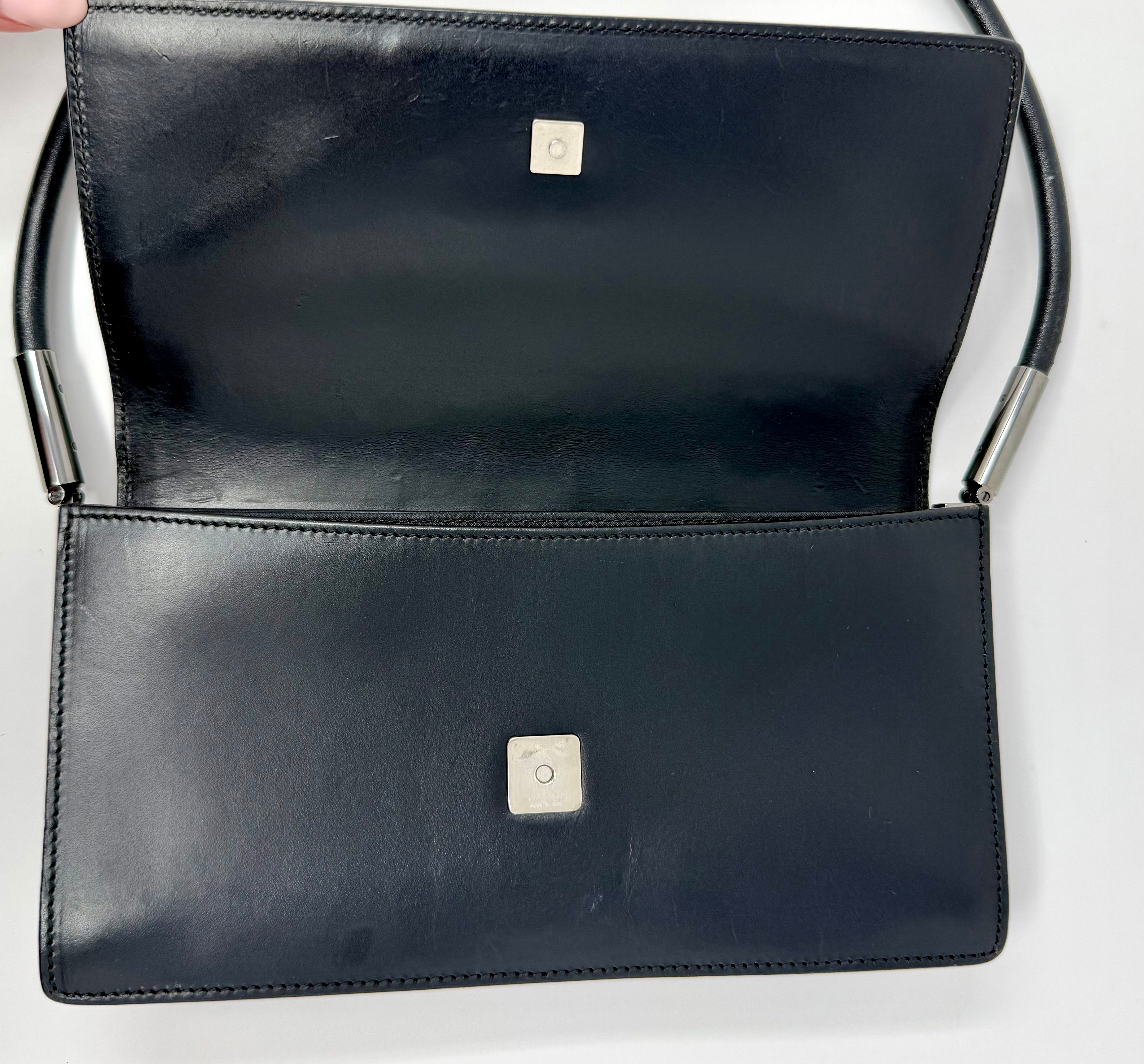 Gucci Vintage Black Leather Interlocking G Shoulder Bag