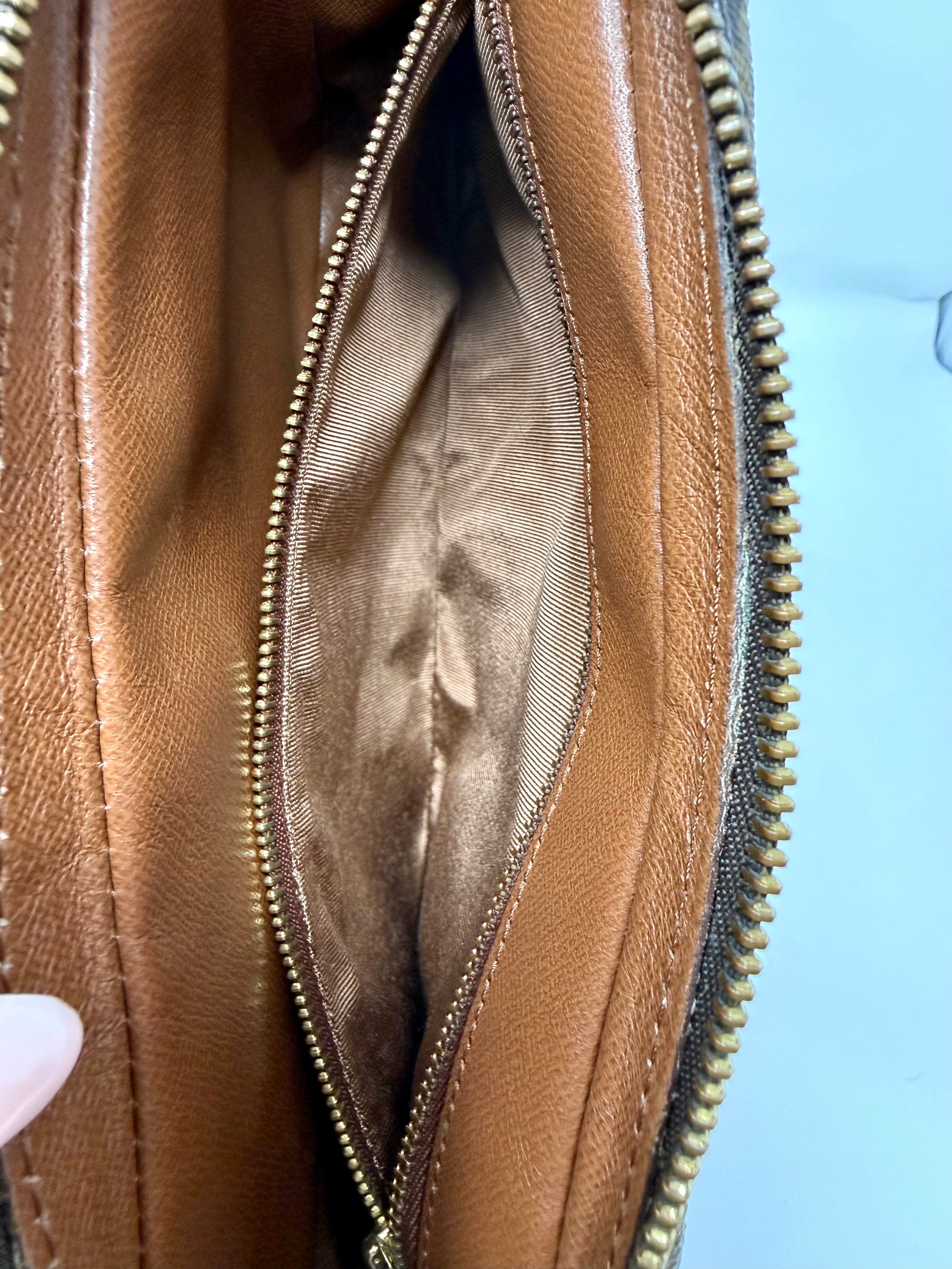 Louis Vuitton Marly Dragonne GM Monogram Clutch (TH8903)