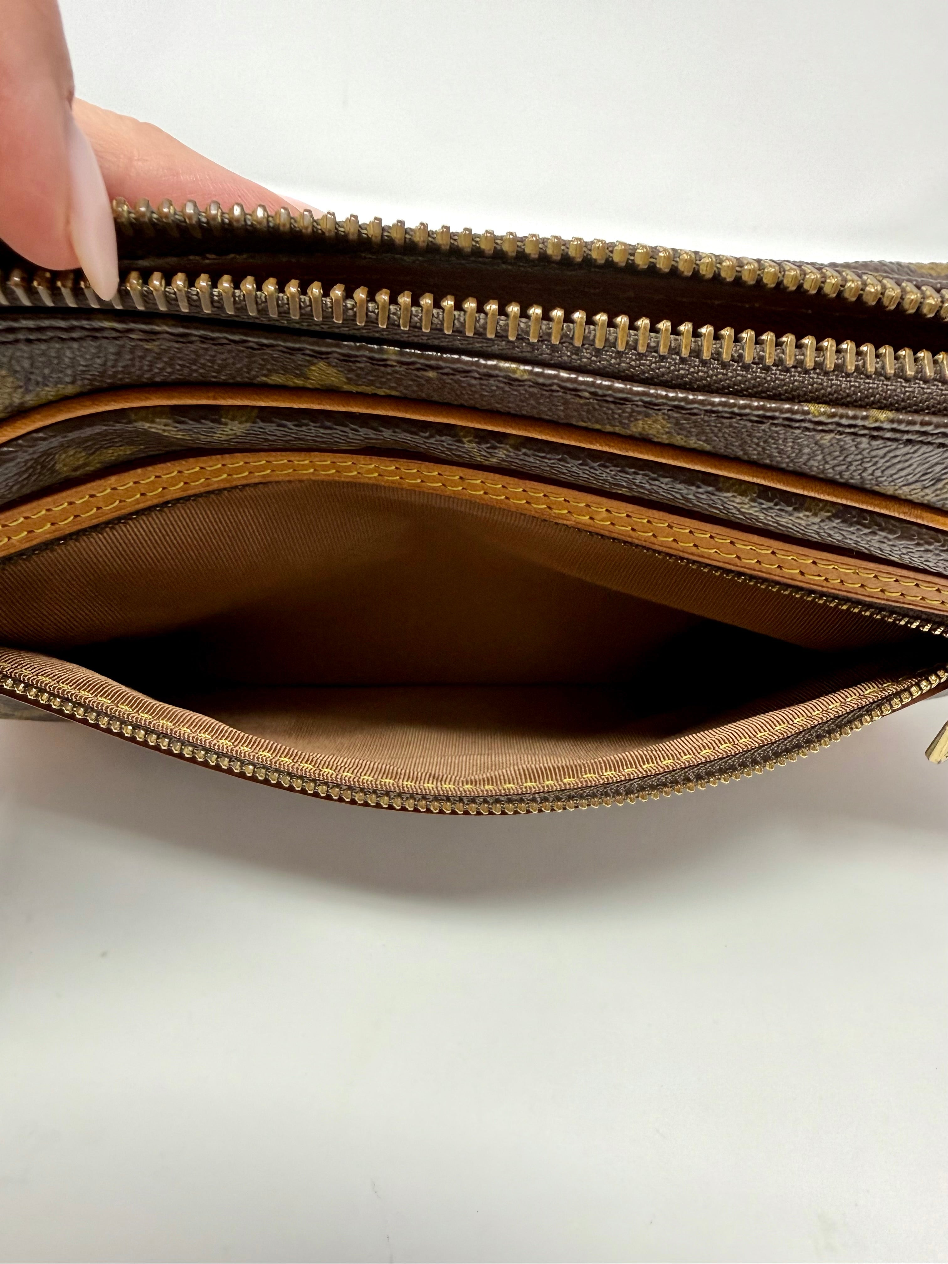 Louis Vuitton Marly Dragonne GM Monogram Clutch (TH8903)