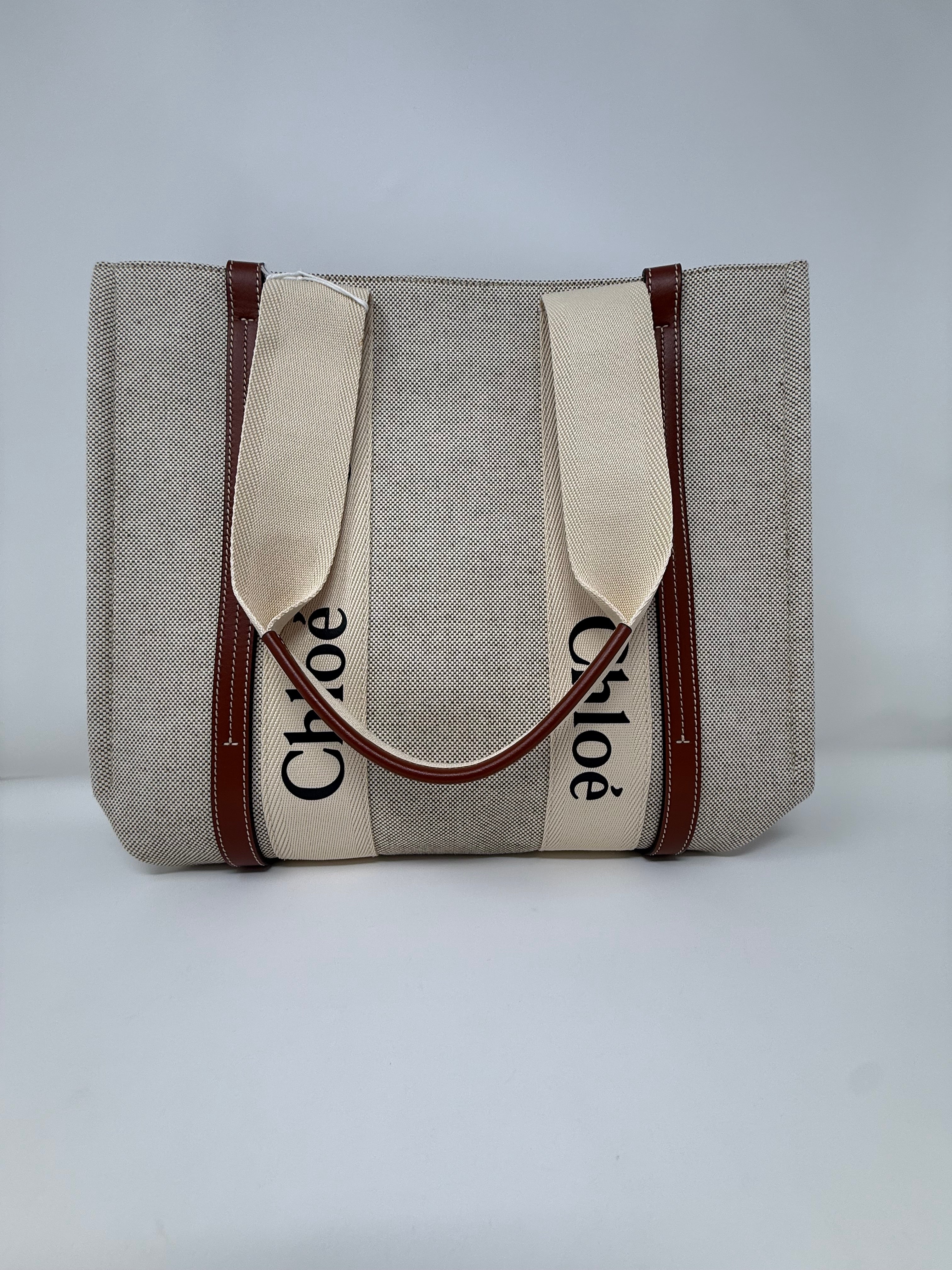 Chloé Medium Woody Tote, White & Brown, Like New