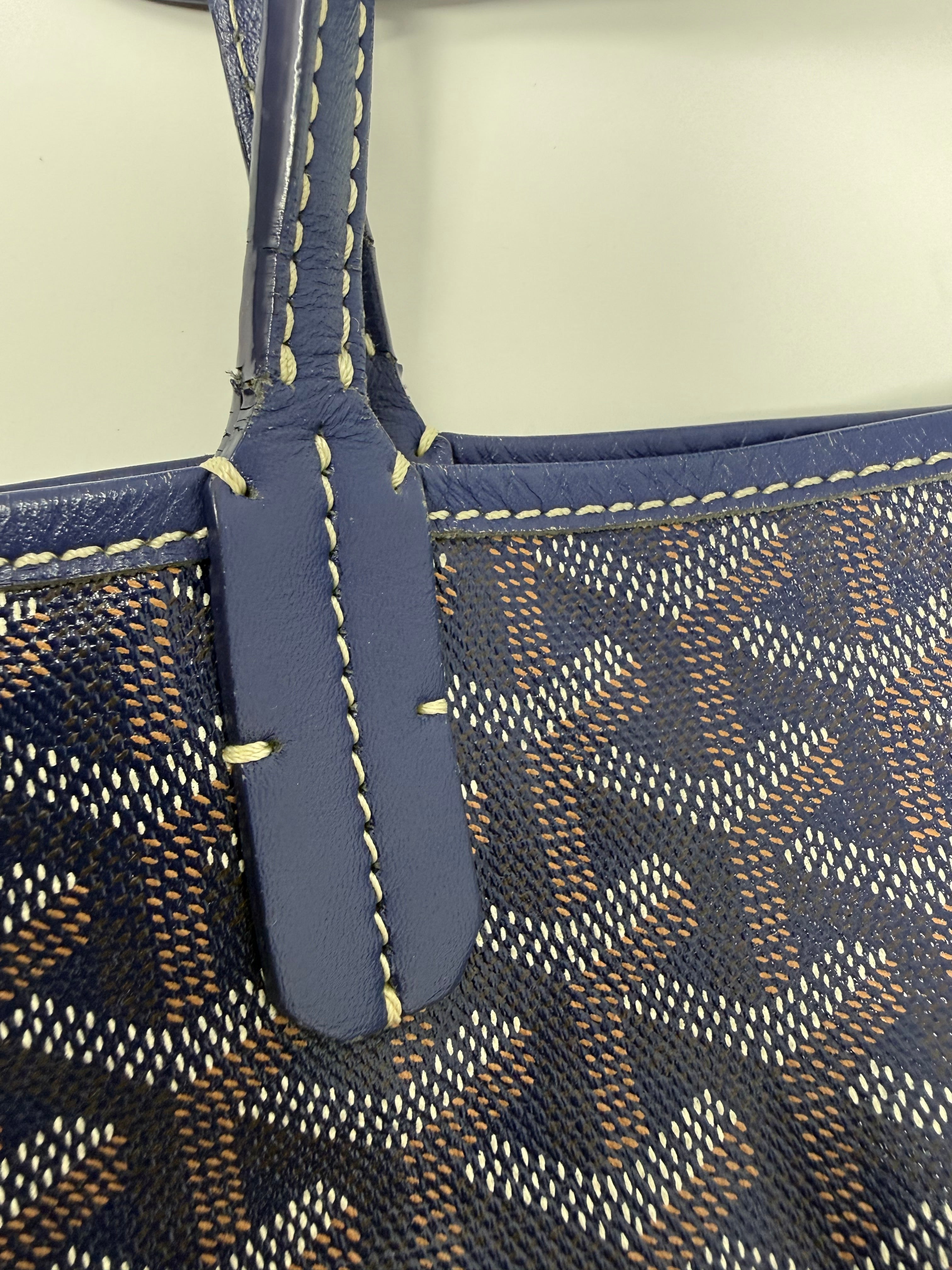 Goyard Saint Louis PM Tote – Navy Bleu Marine with attached pouch
