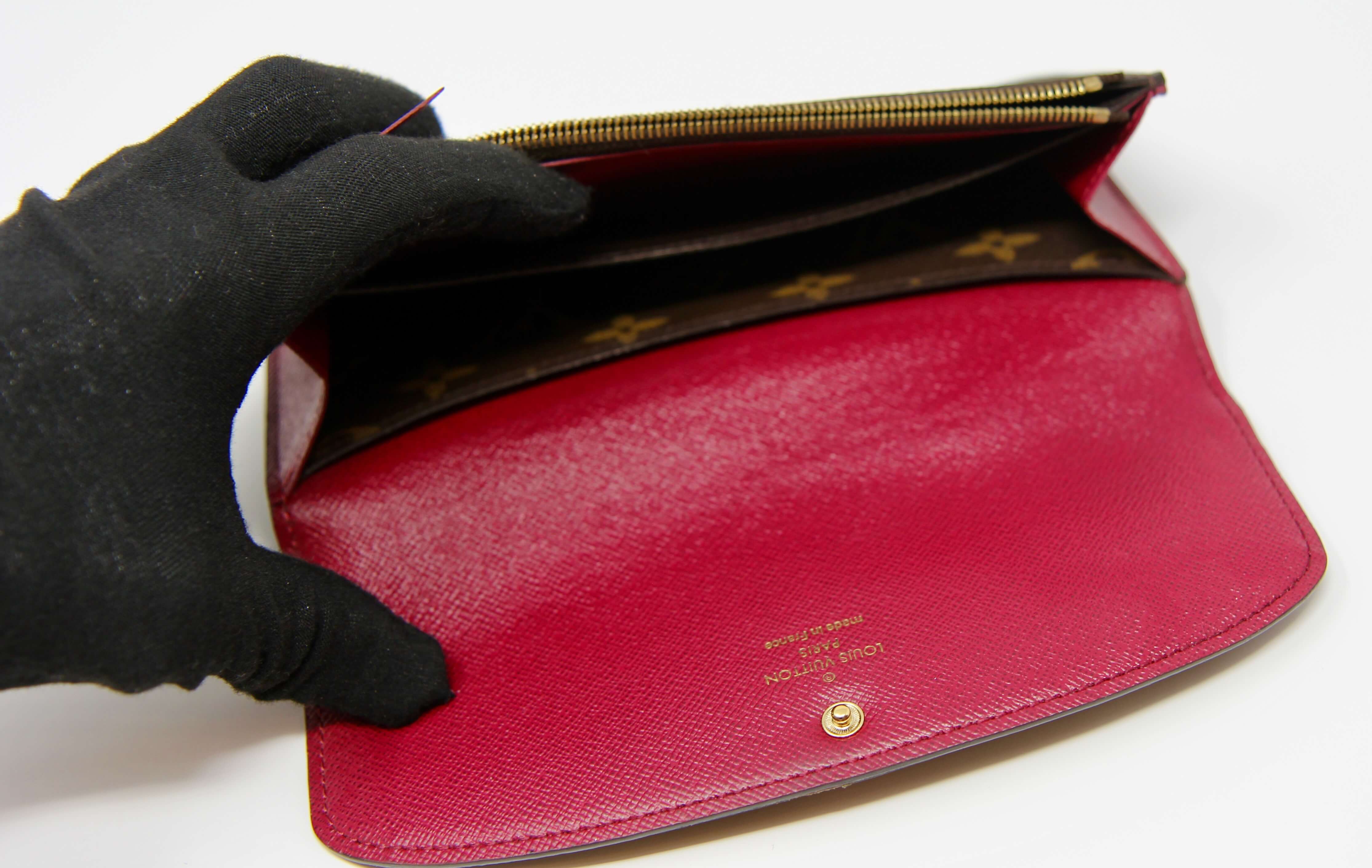 LOUIS VUITTON - Emily Wallet