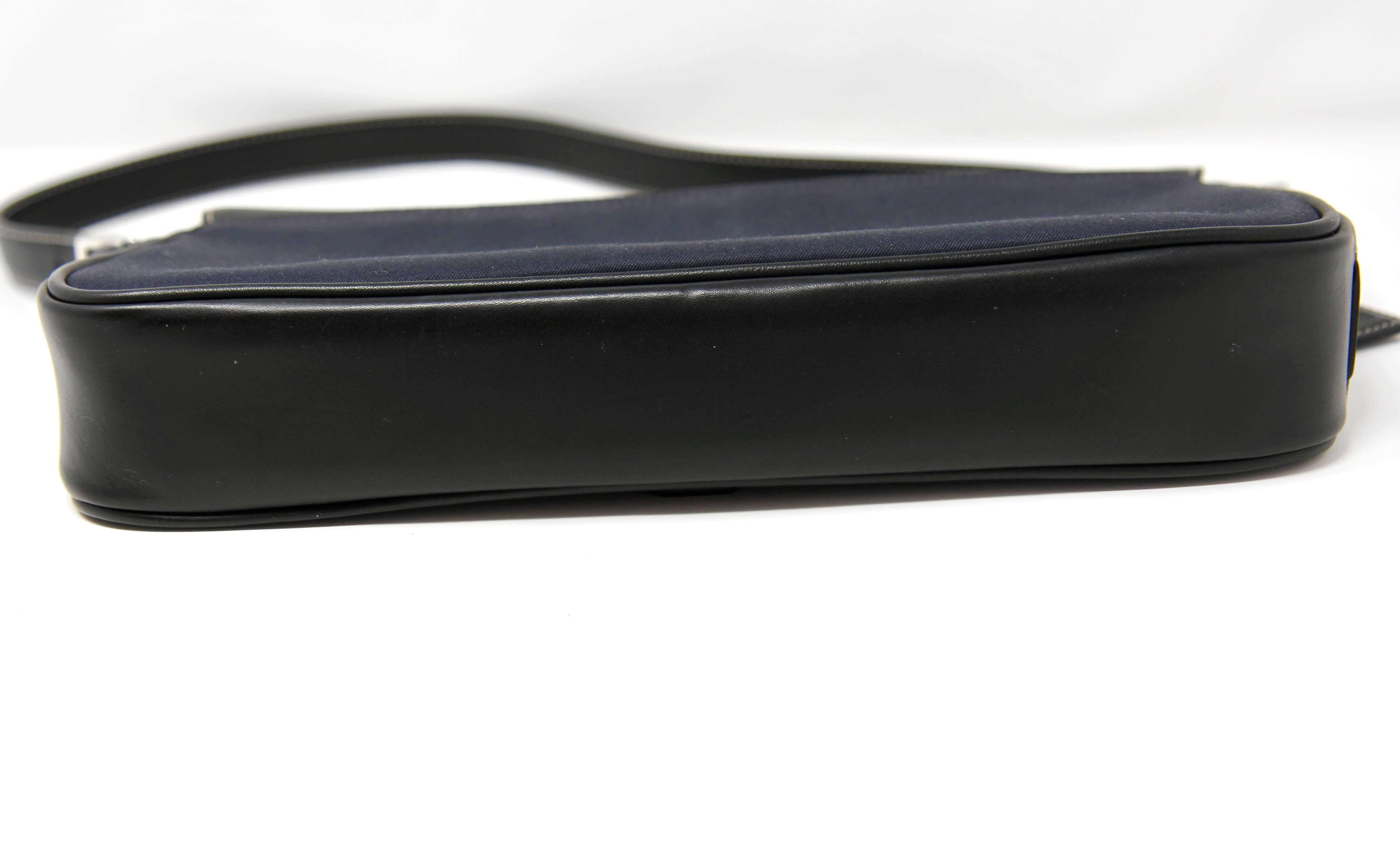 COACH  - Hampton Shoulder Bag (Style No. 7702)