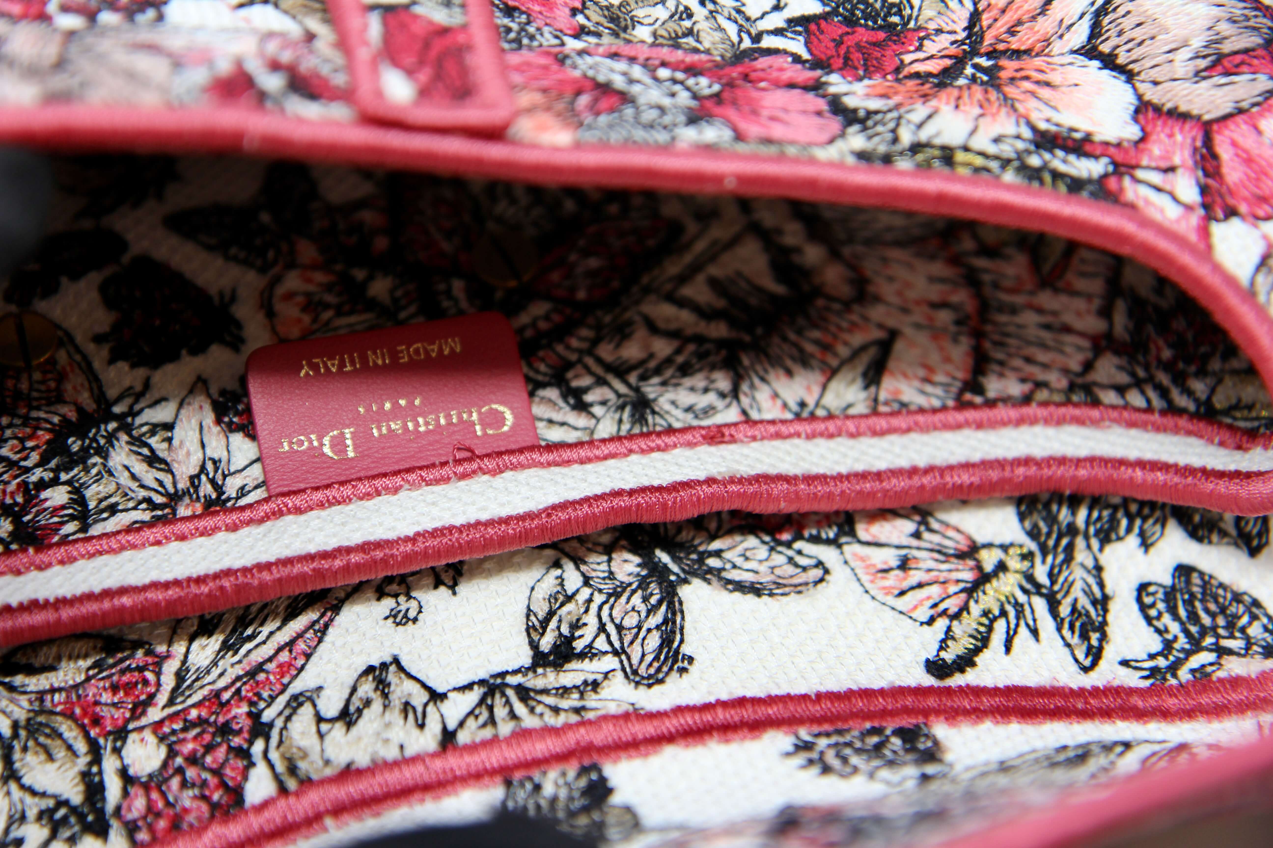 Christian Dior - Medium Saddle Bag – Multicolor Butterfly Embroidery