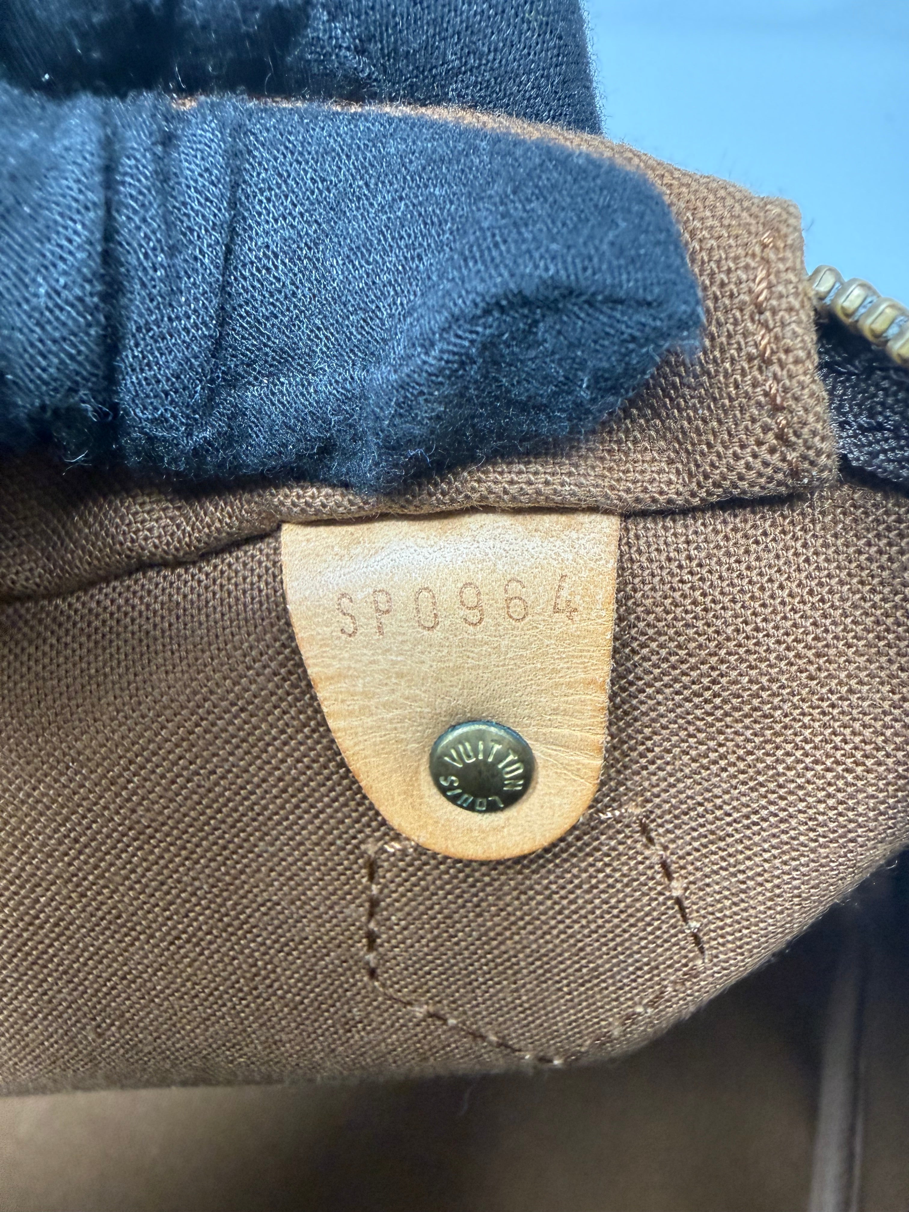 Louis Vuitton Speedy 30 – Monogram Canvas | Vintage 1994