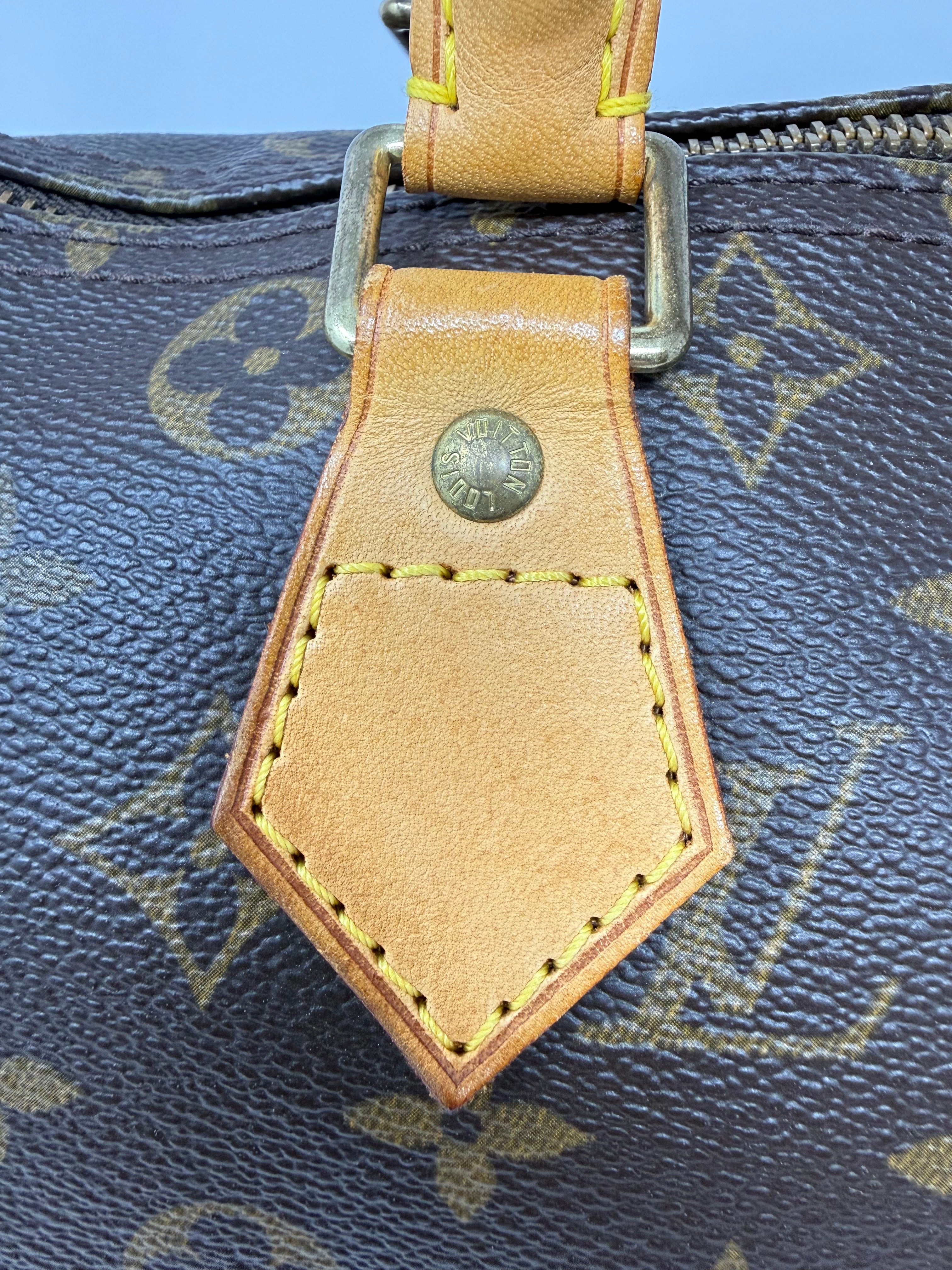 Louis Vuitton Speedy 30 – Monogram Canvas | Vintage 2003