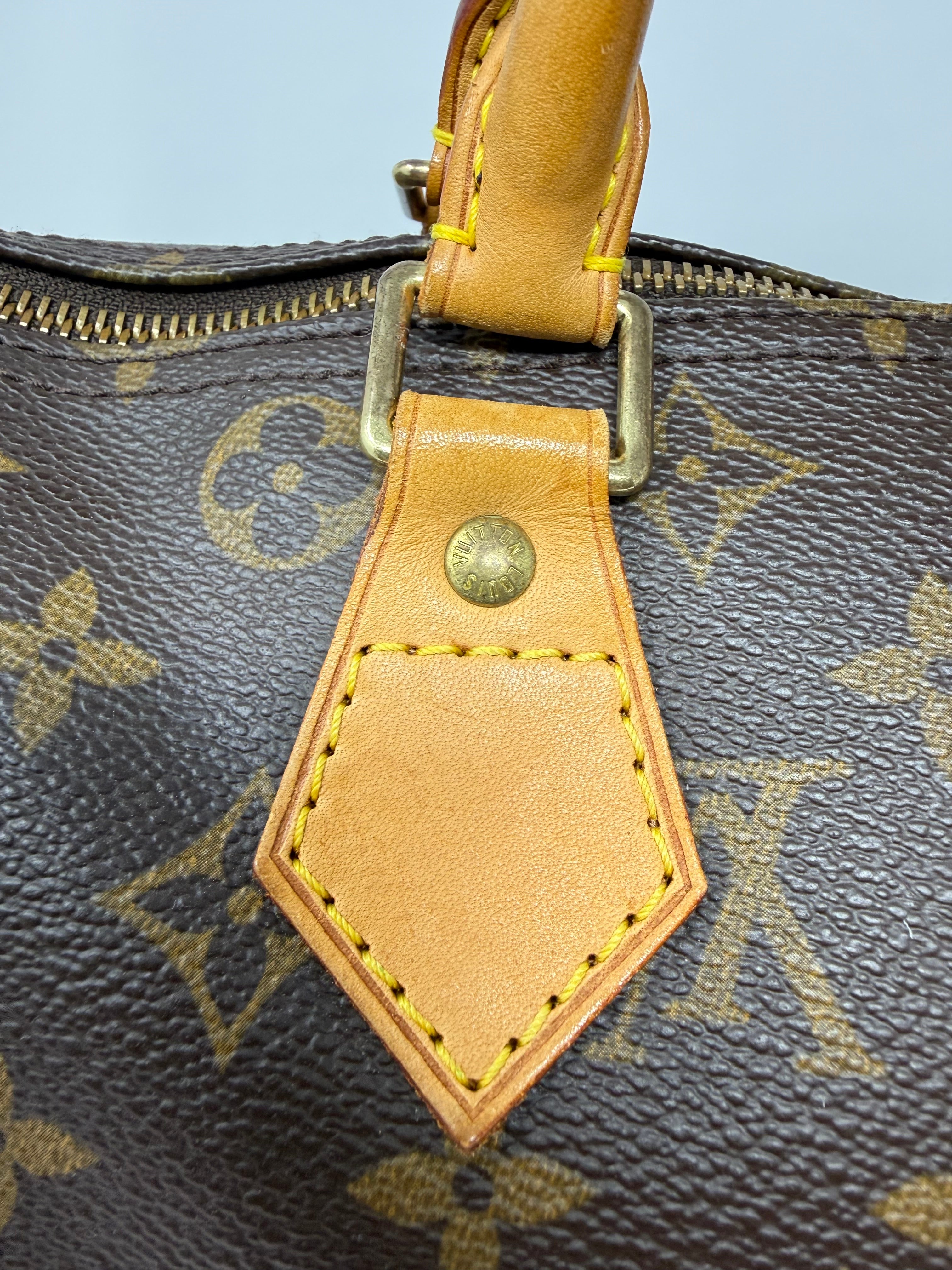 Louis Vuitton Speedy 30 – Monogram Canvas | Vintage 2003